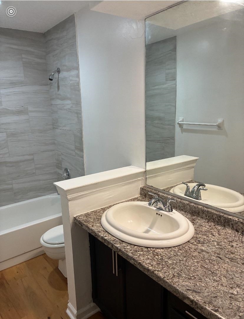 7043 Boxborough Cv Property Photo 18