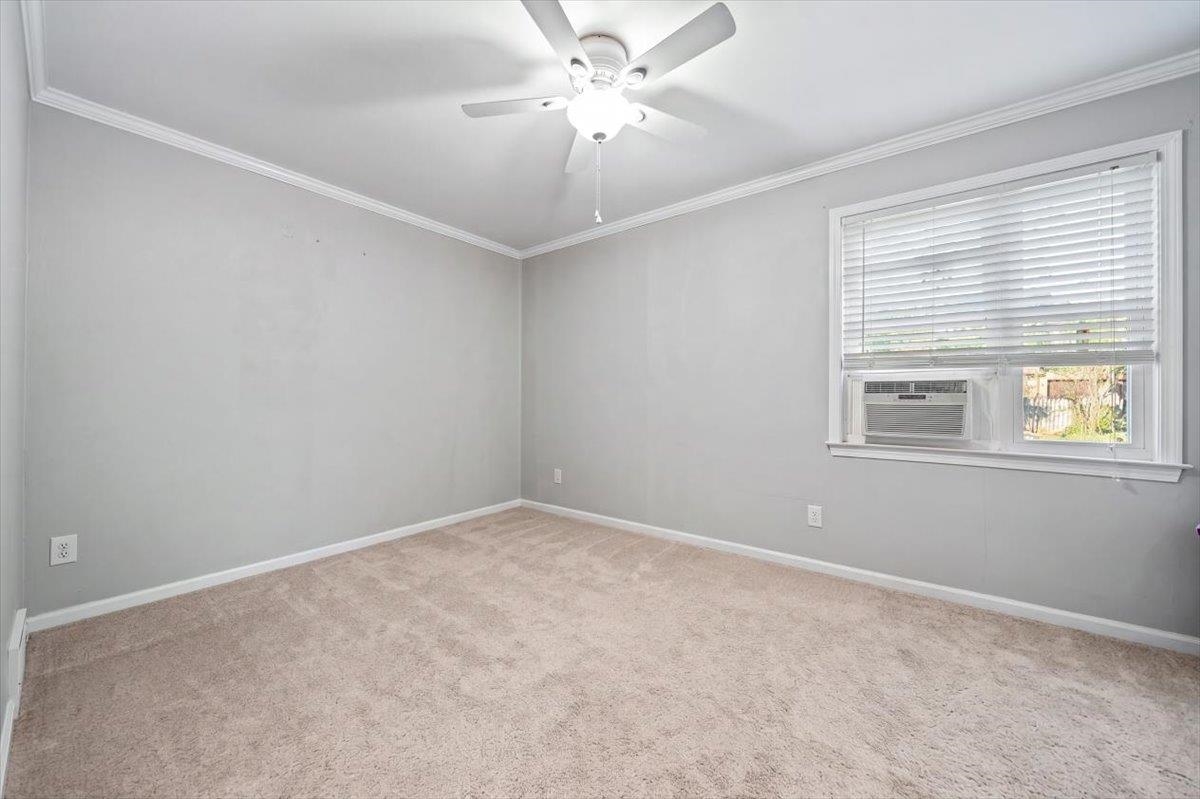 75 Viking Dr Property Photo 27