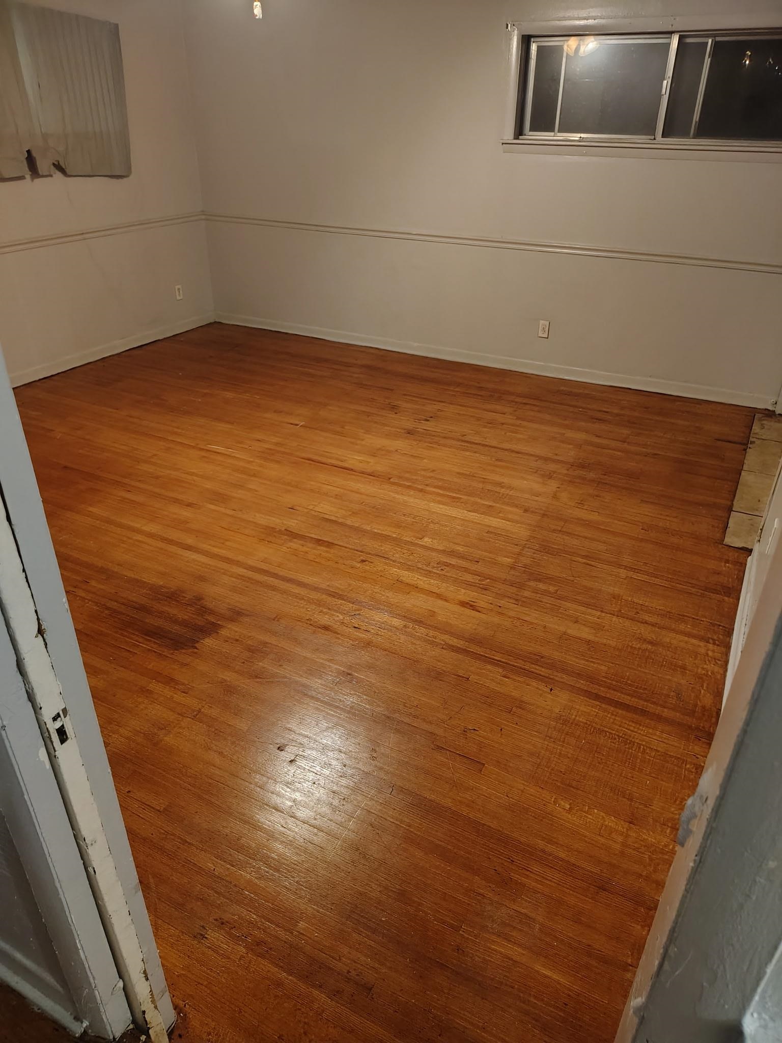 1860 FAIRMEADE AVE Property Photo 1