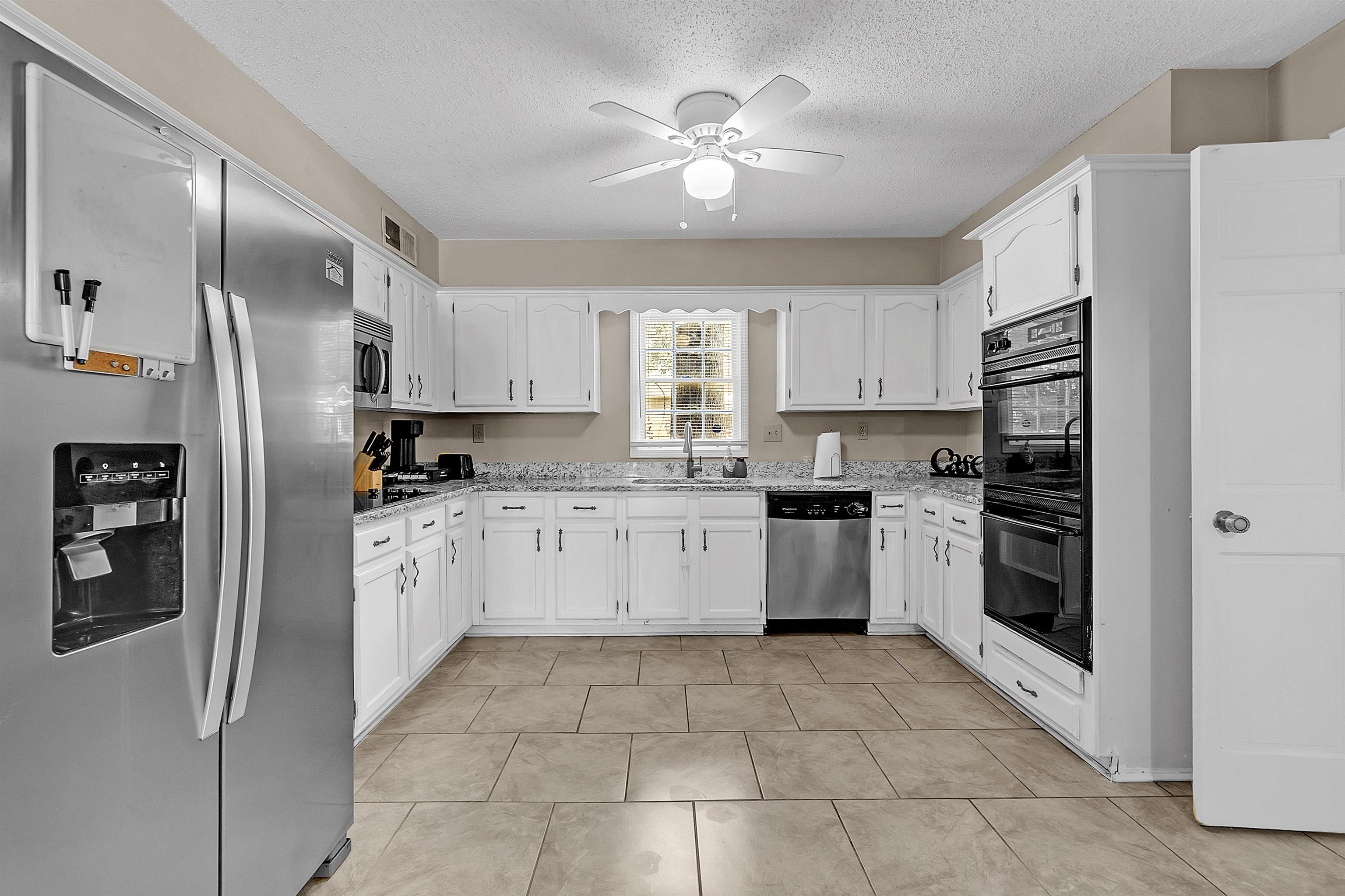 5184 Brydon Dr Property Photo 4