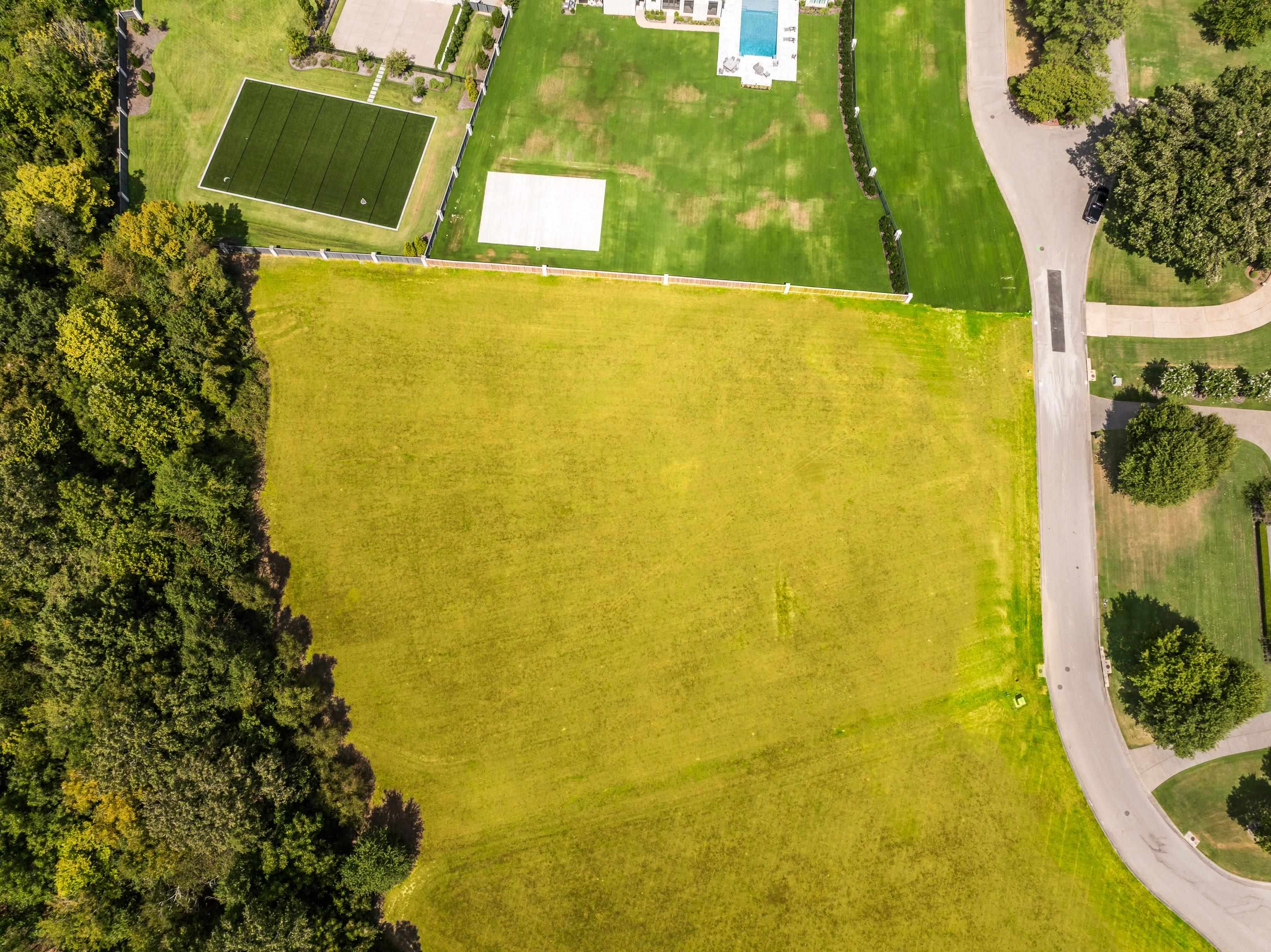Dubray Manor Dr Property Photo 21