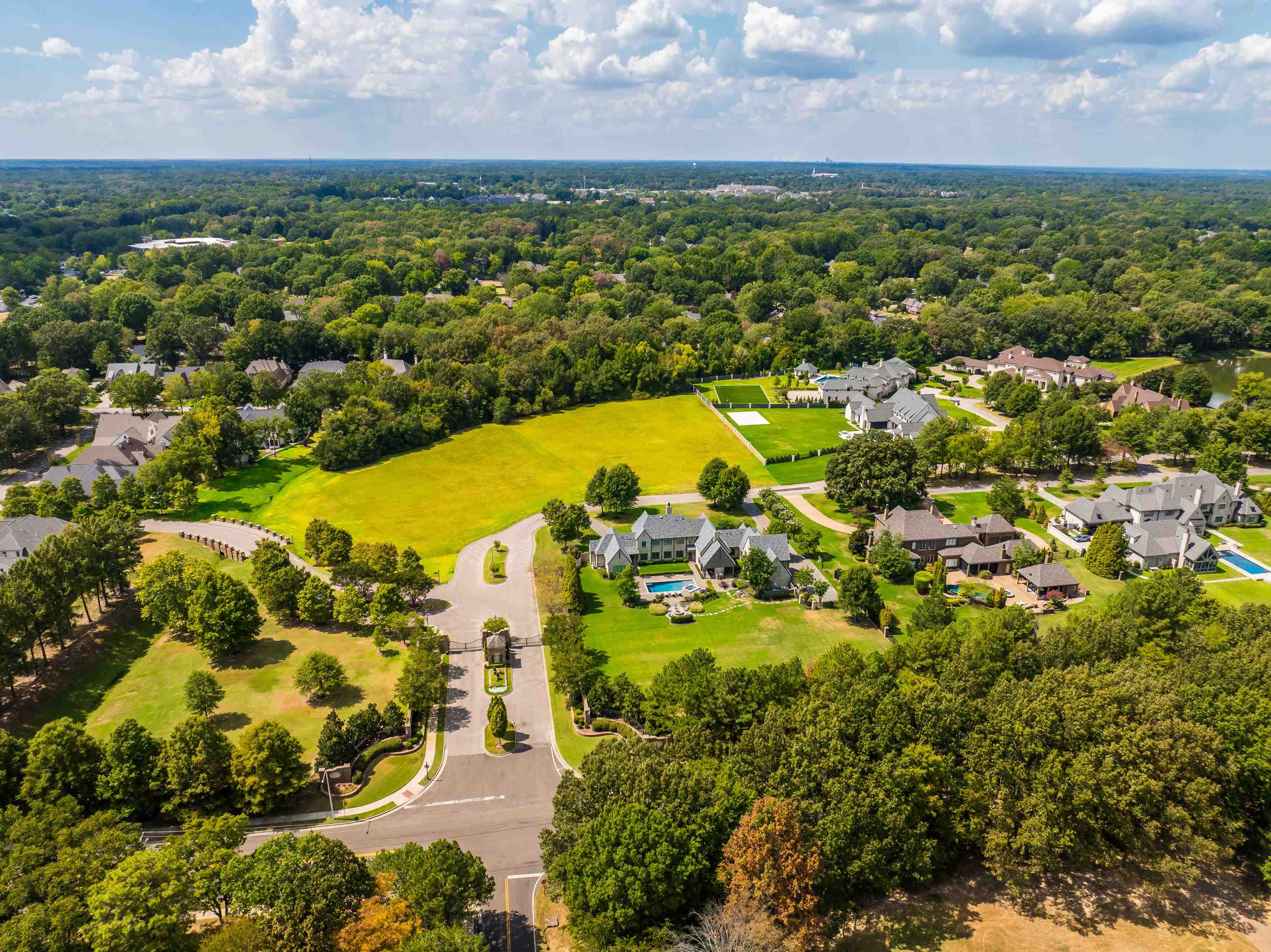 Dubray Manor Dr Property Photo 24