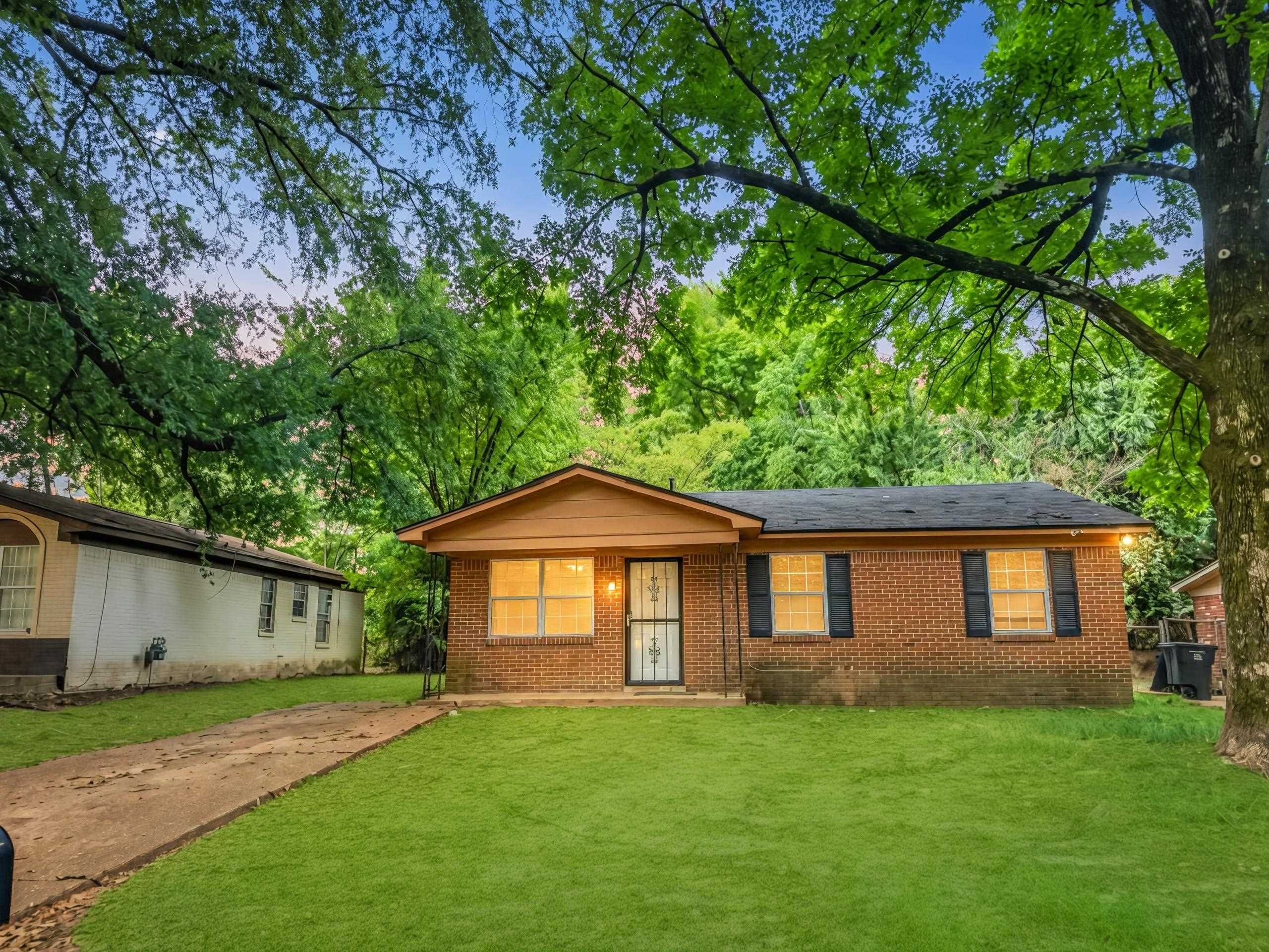 3527 SHEMWELL AVE Property Photo 1