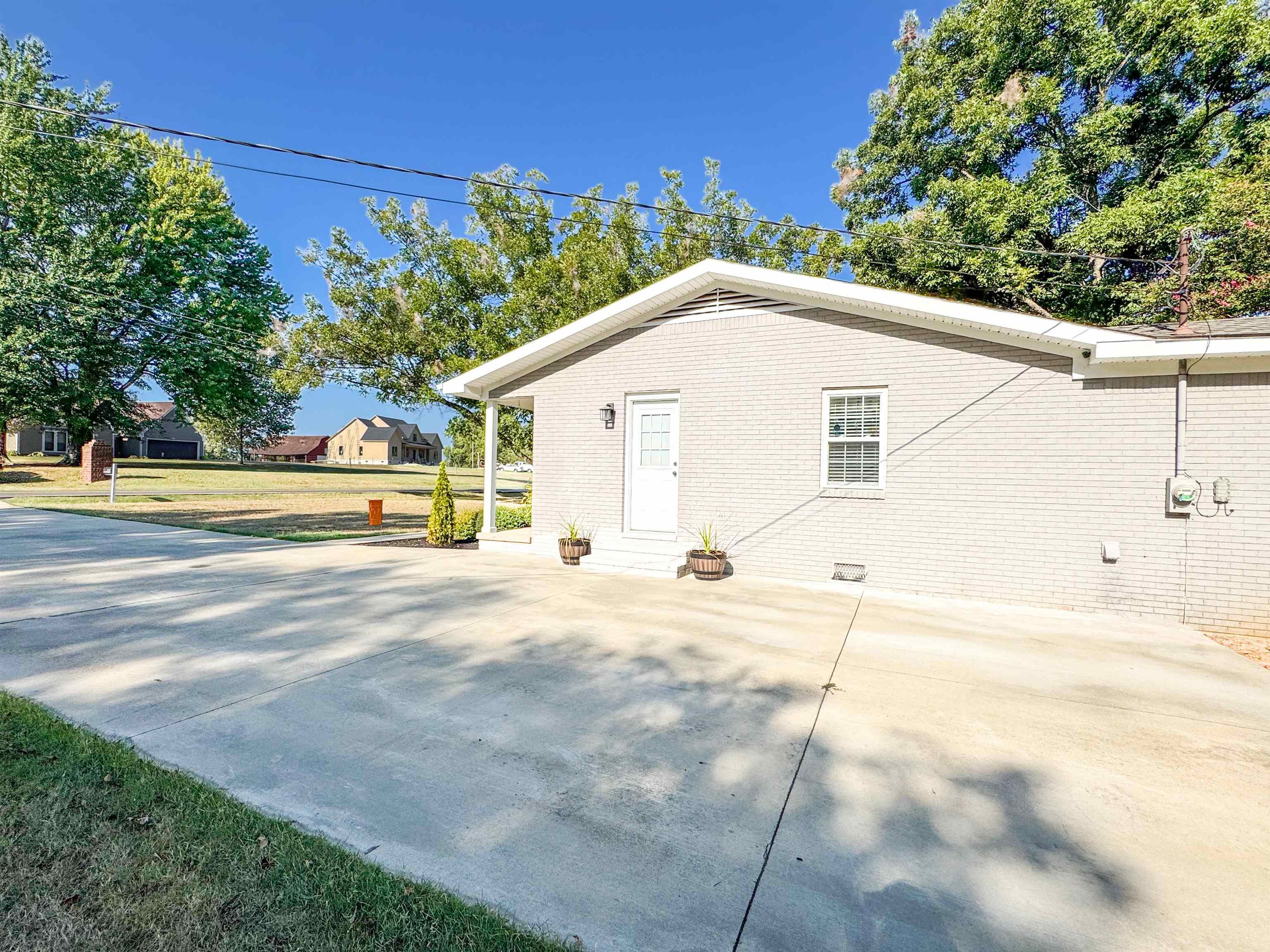 2034 Bride Rd Property Photo 4