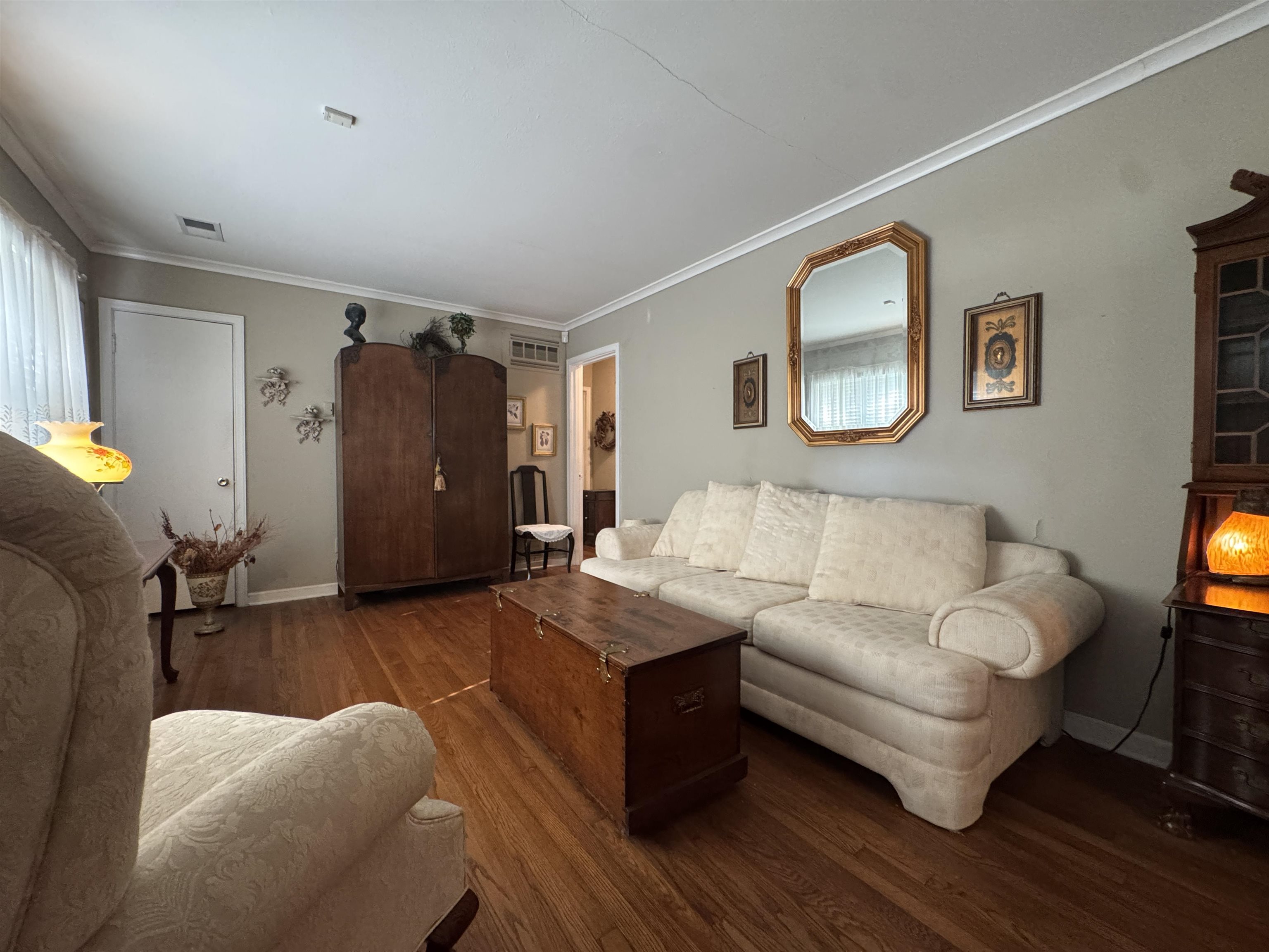 1282 Marcia Rd Property Photo 5