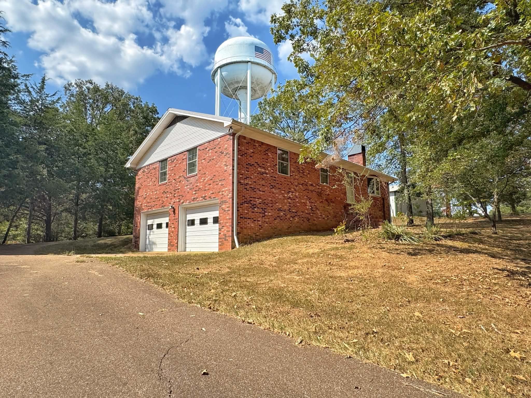 310 SHELTON LOOP Property Photo 1