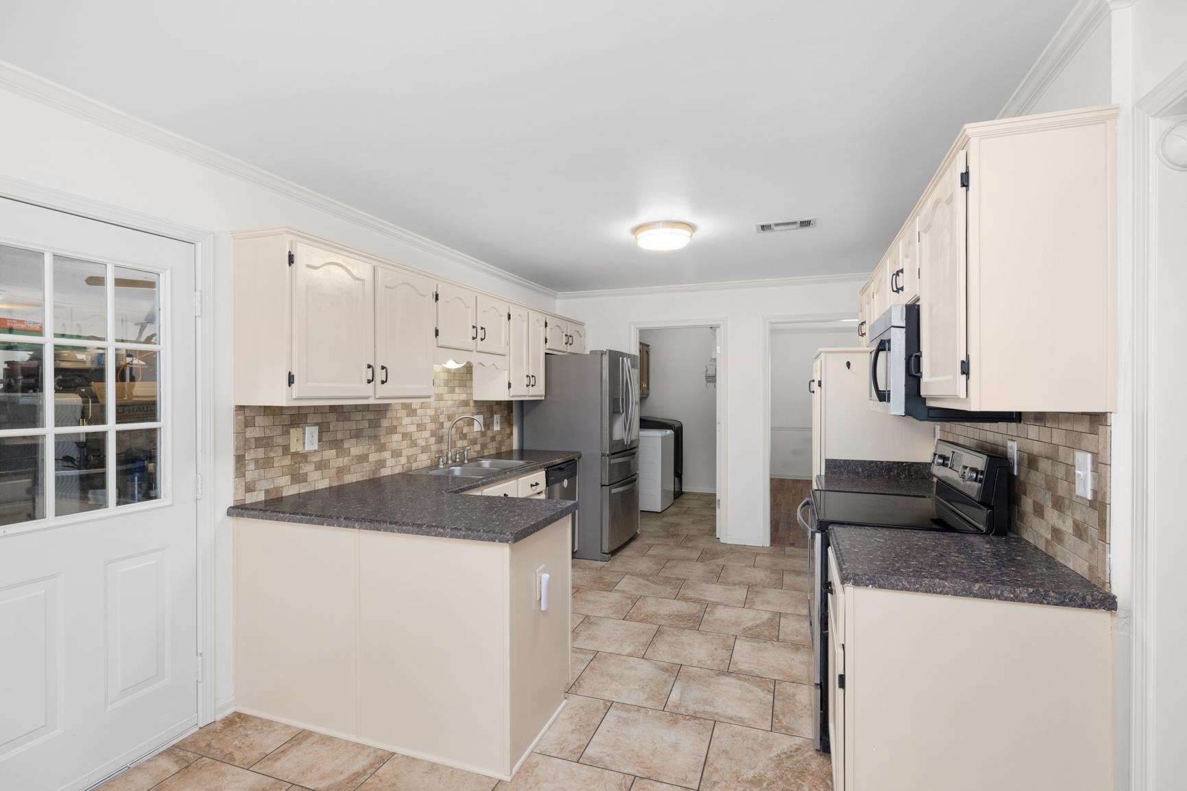 6649 Vallendar Cv Property Photo 11