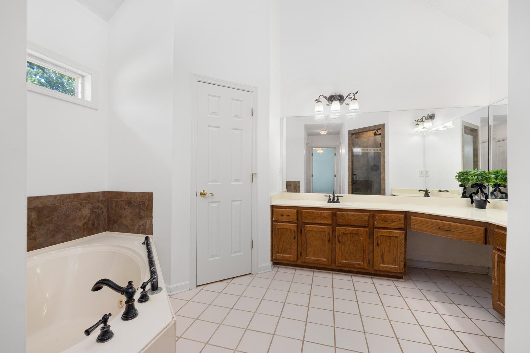 6649 Vallendar Cv Property Photo 21