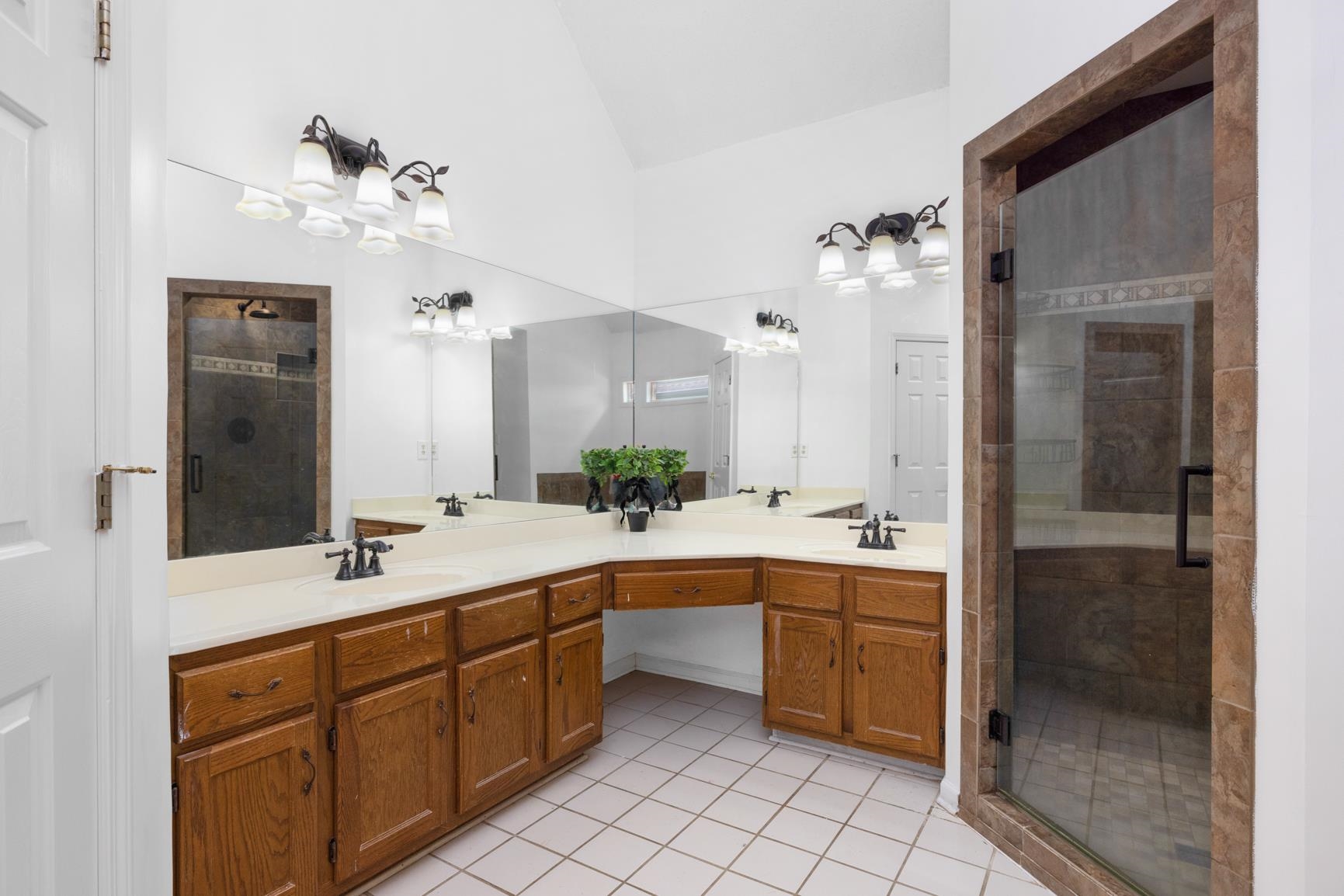 6649 Vallendar Cv Property Photo 22
