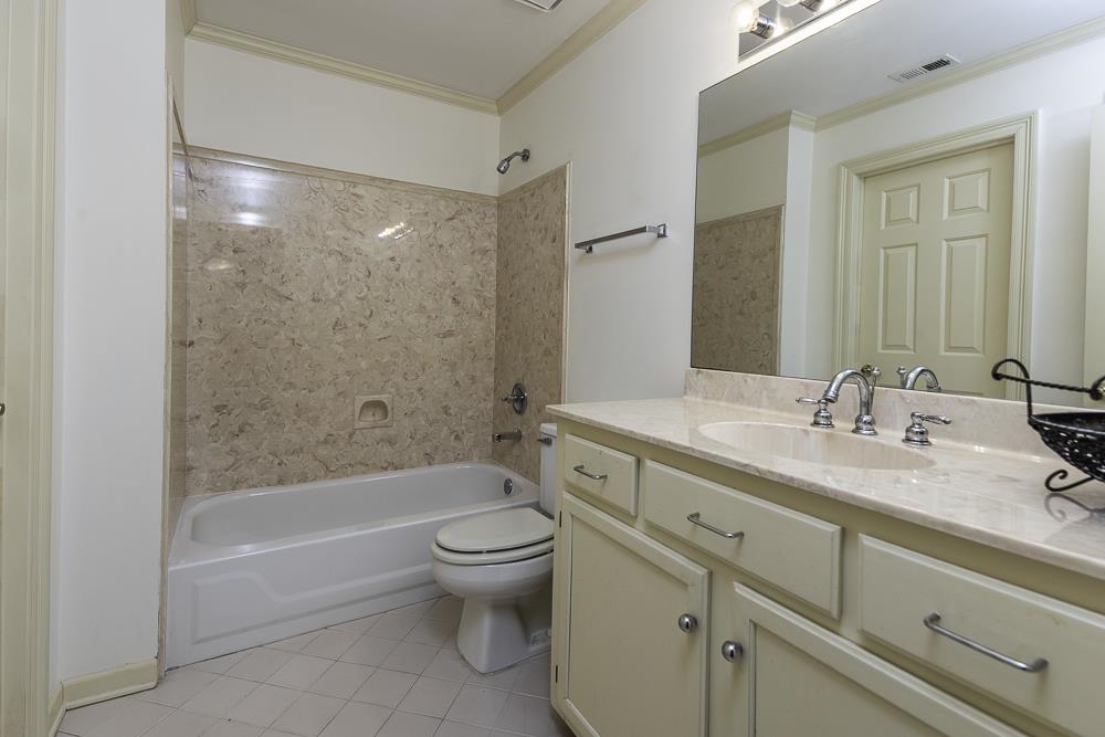 465 Riveredge Dr W Property Photo 31
