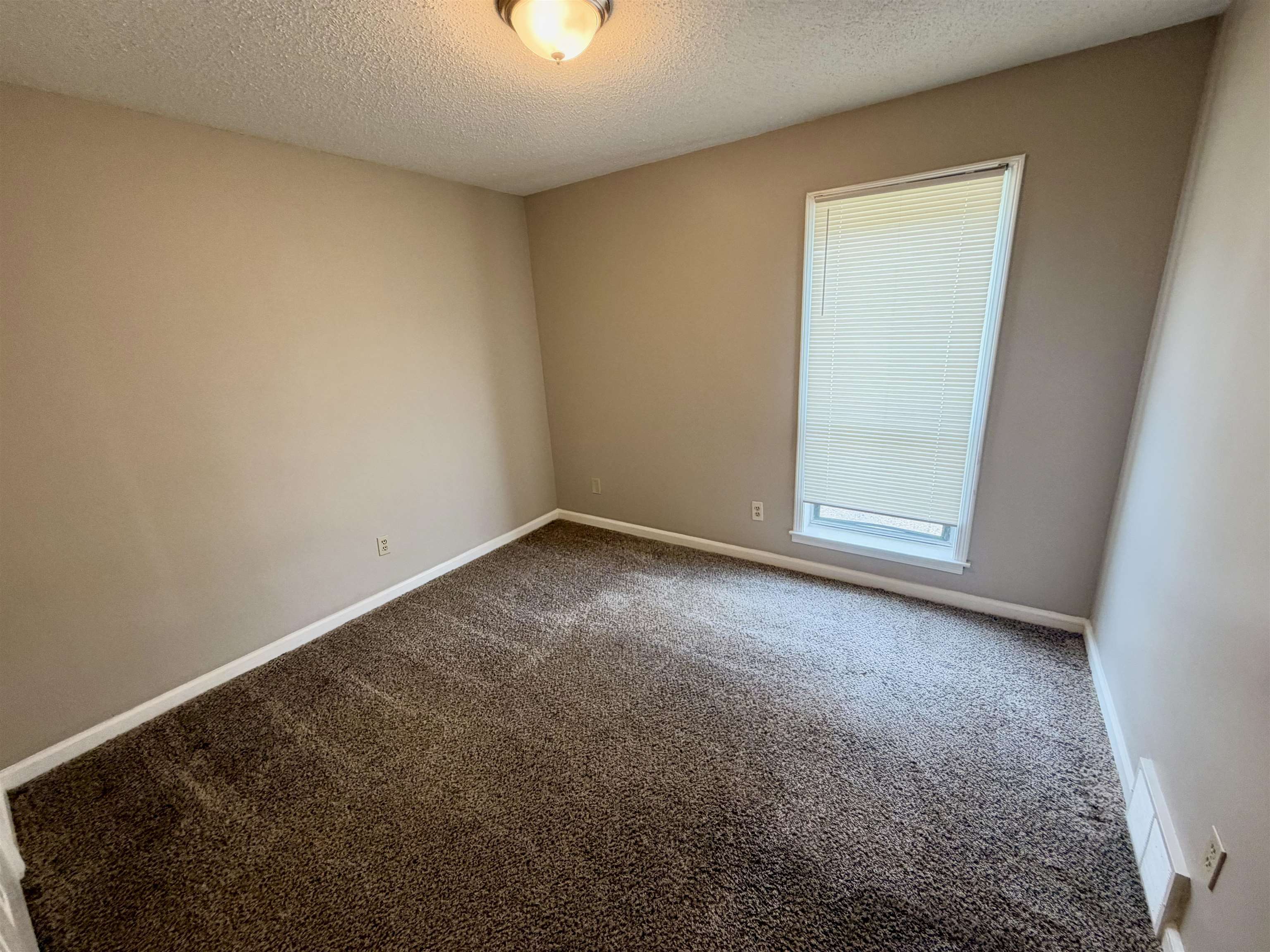 5363 Gloucester Ave Property Photo 12