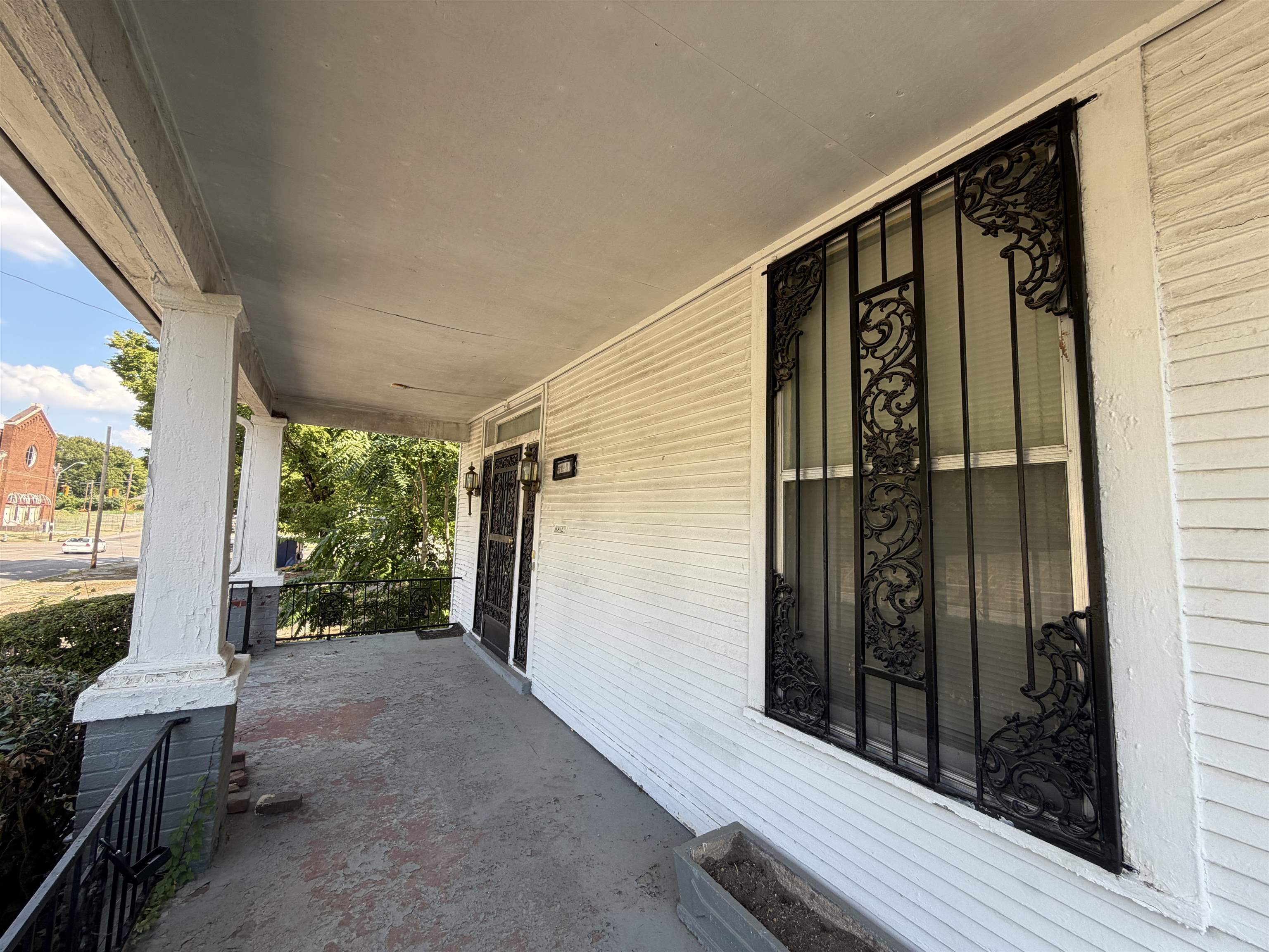541 E Trigg Ave E Property Photo 7