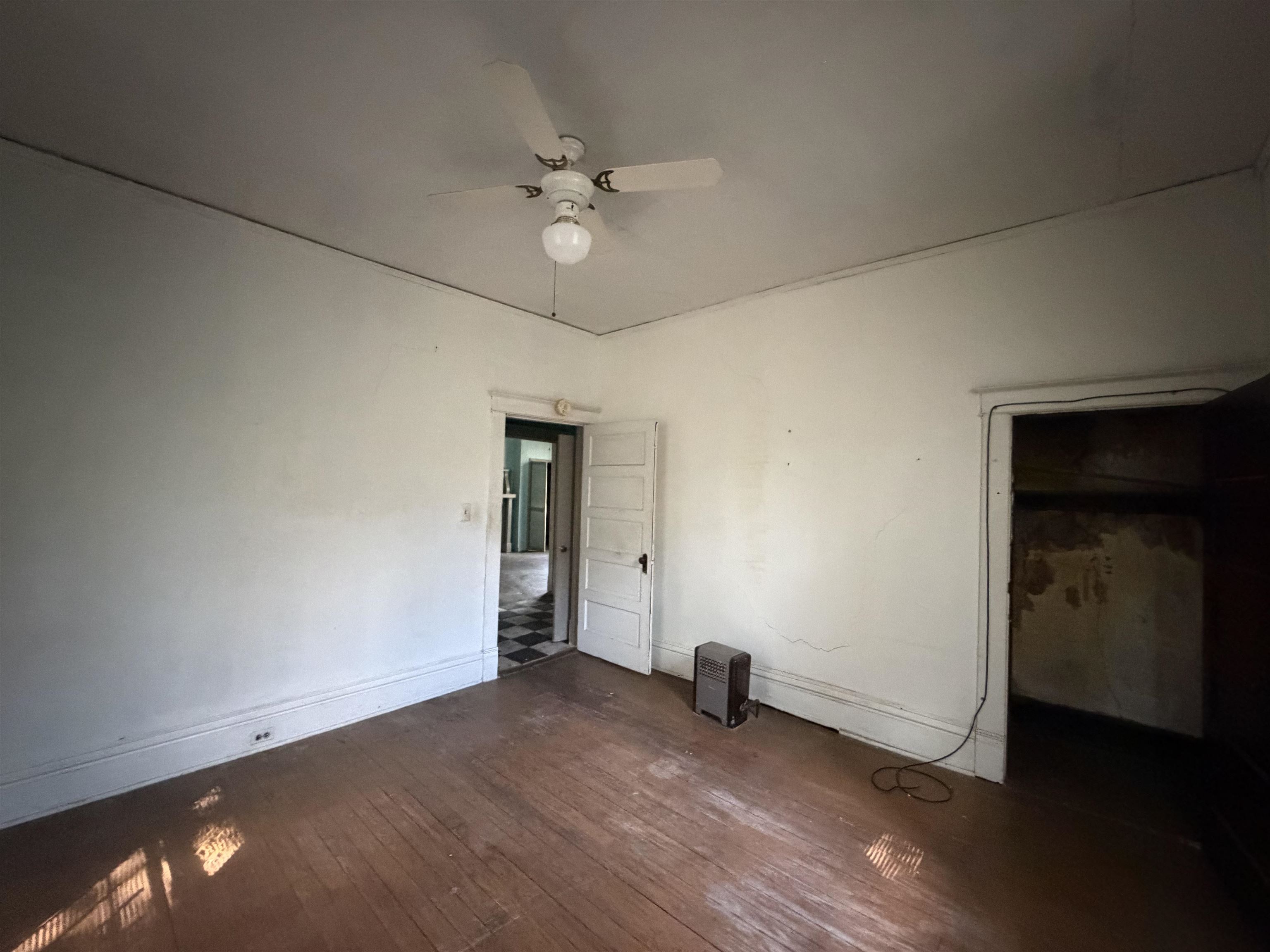 541 E Trigg Ave E Property Photo 17