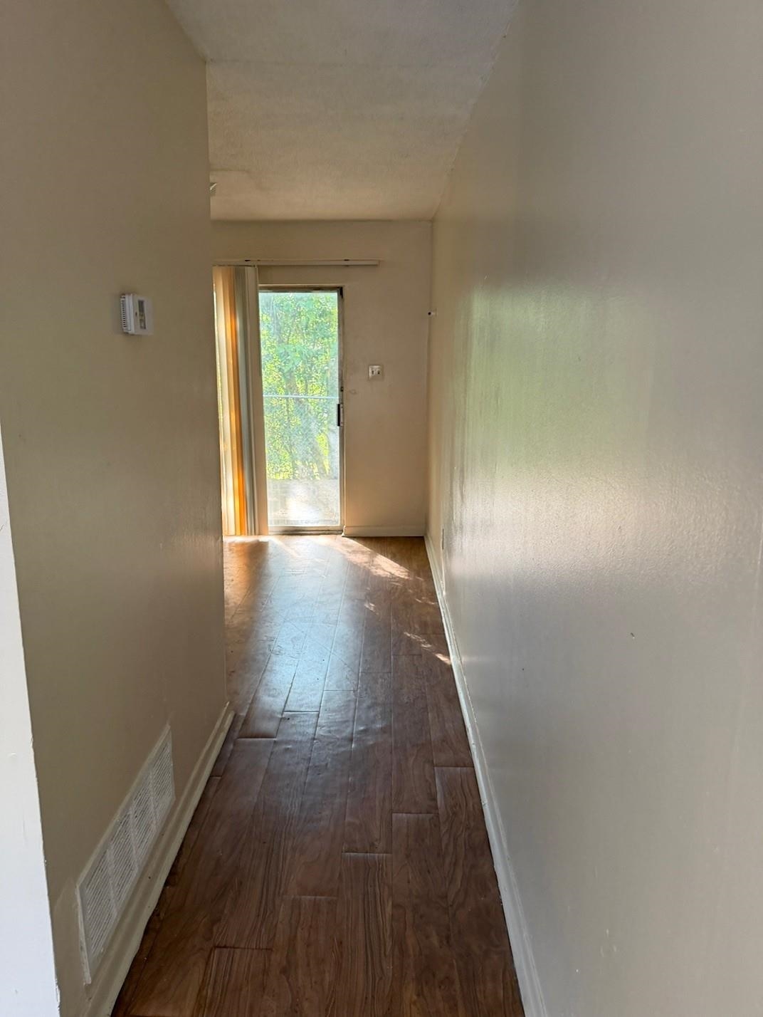 679 Miles Dr 679 Property Photo 3