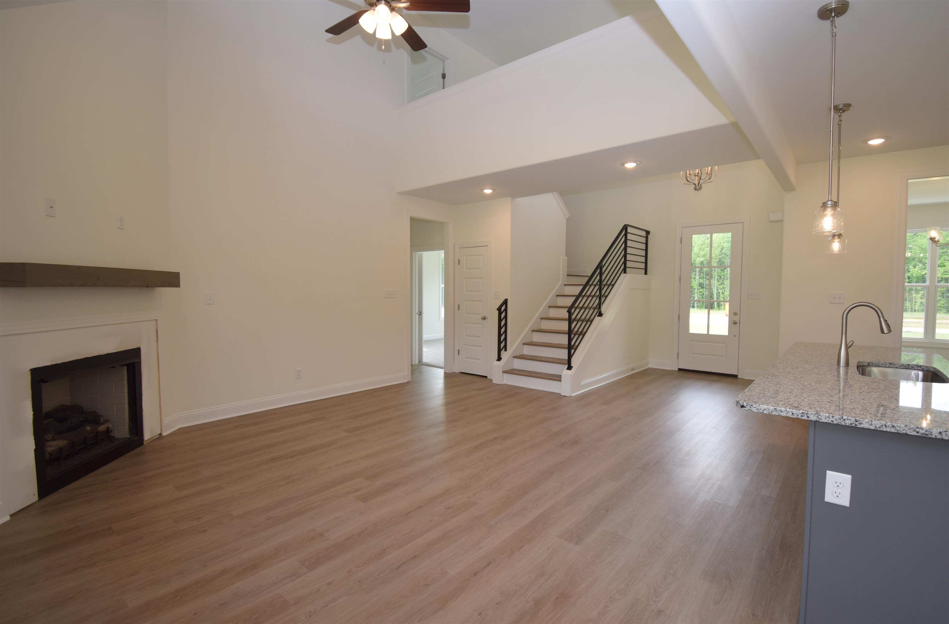 250 Centerline Roper Loop Property Photo 10