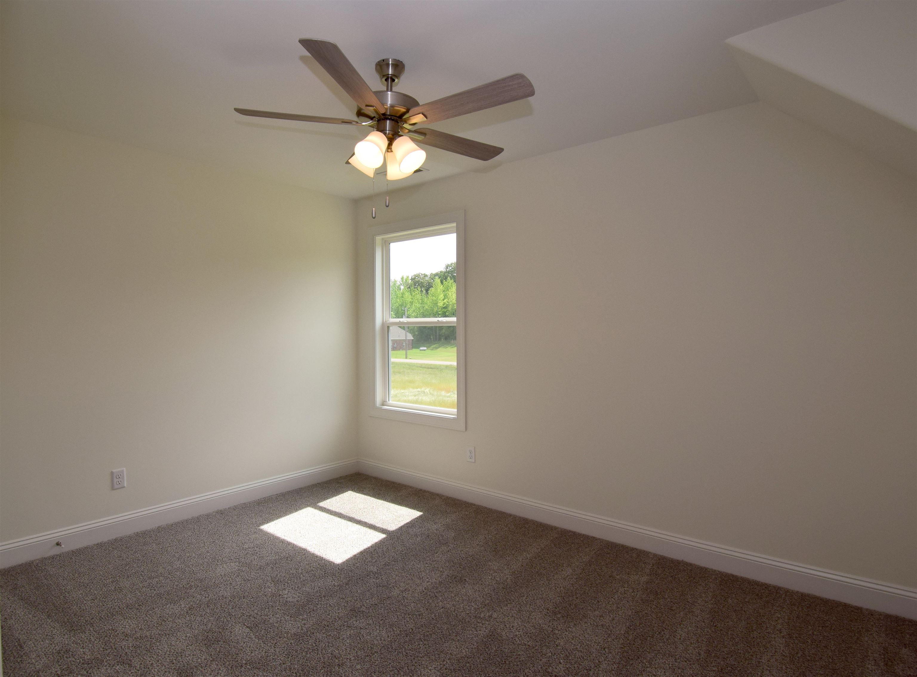 250 Centerline Roper Loop Property Photo 12