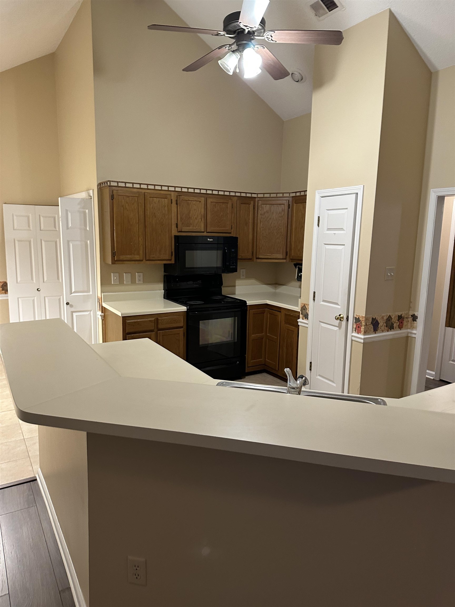 7551 Meadowland Dr Property Photo 23