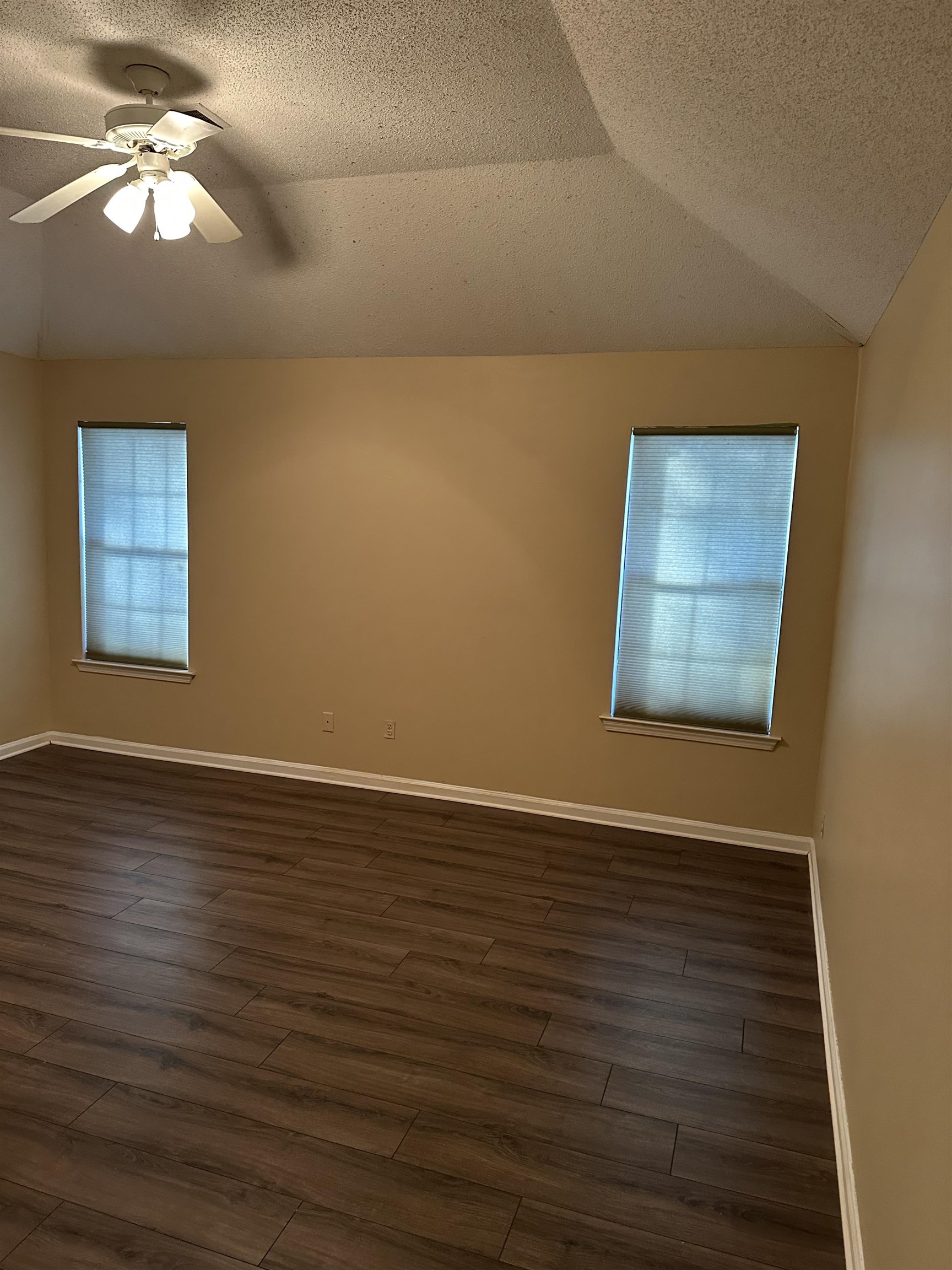 7551 Meadowland Dr Property Photo 24