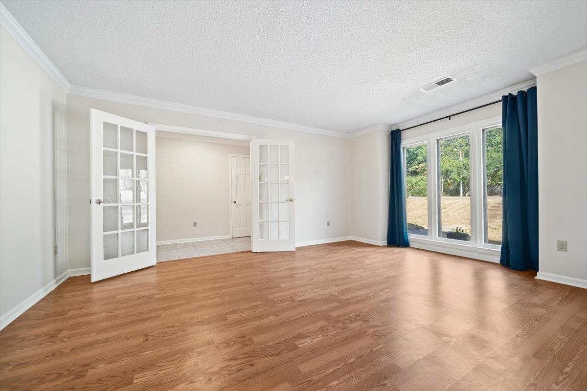 2777 Hacks Cross Rd Property Photo 16