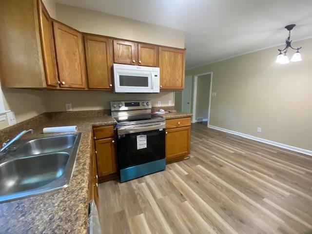 6297 Bronte Ave Property Photo 6