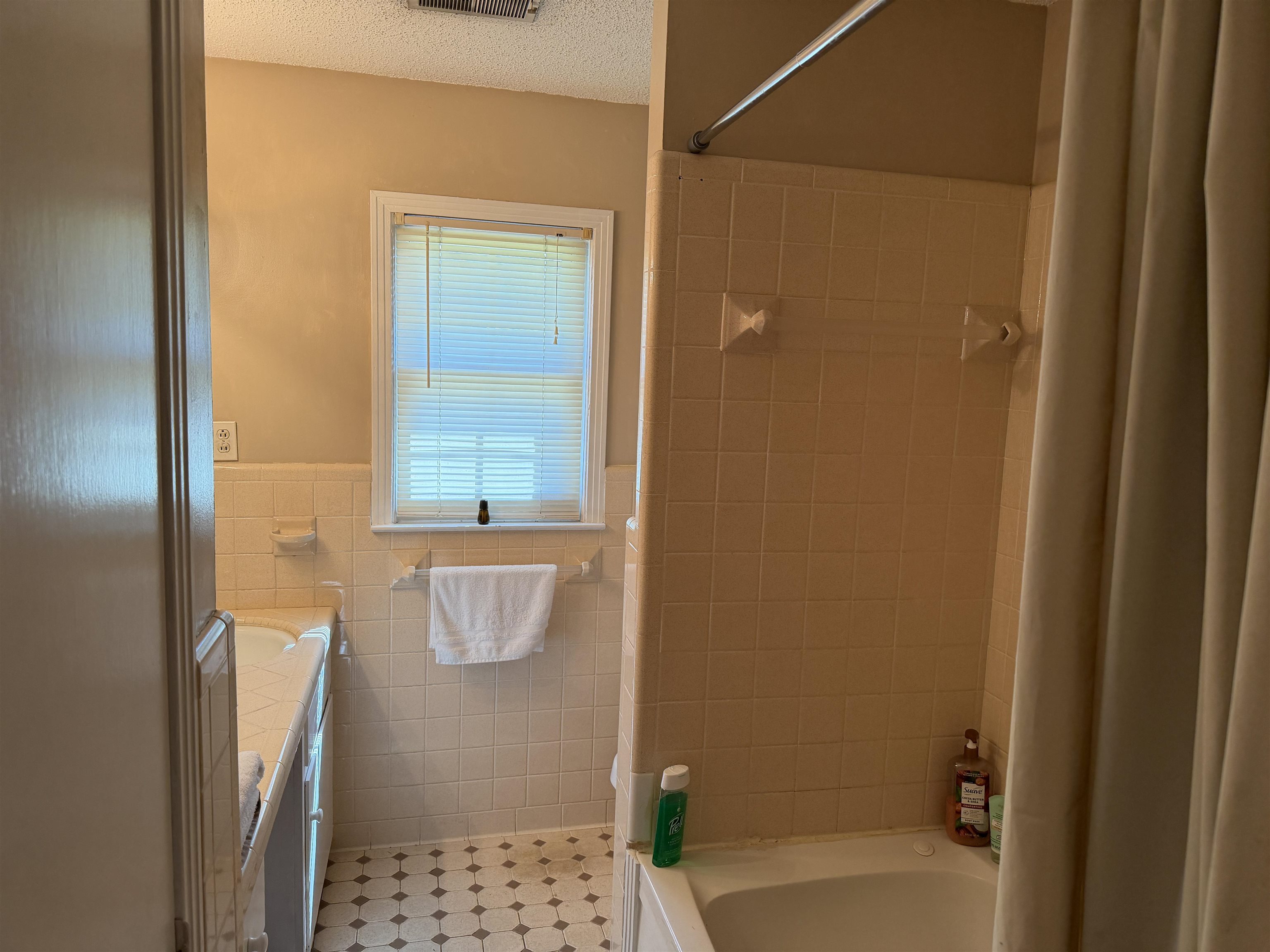 30 Main St Property Photo 21