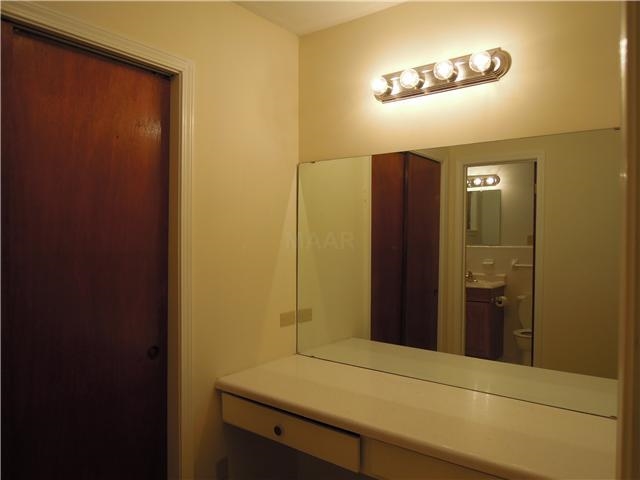 6300 Heathcliff Cv Property Photo 9