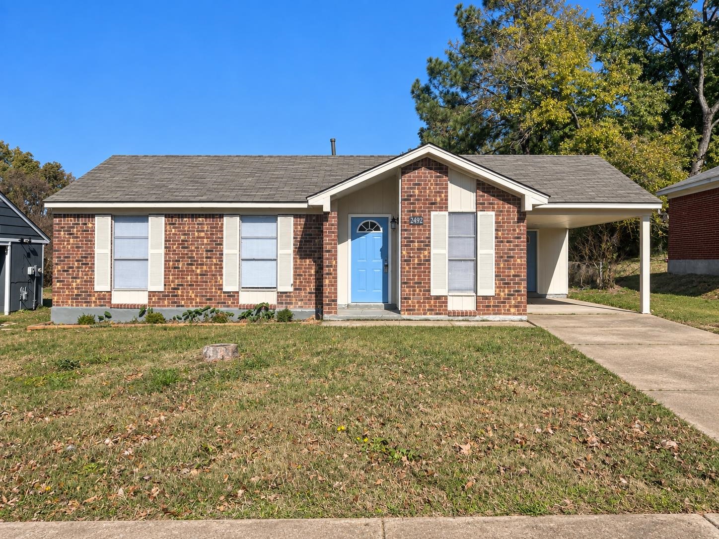 2492 LISA AVE Property Photo 1