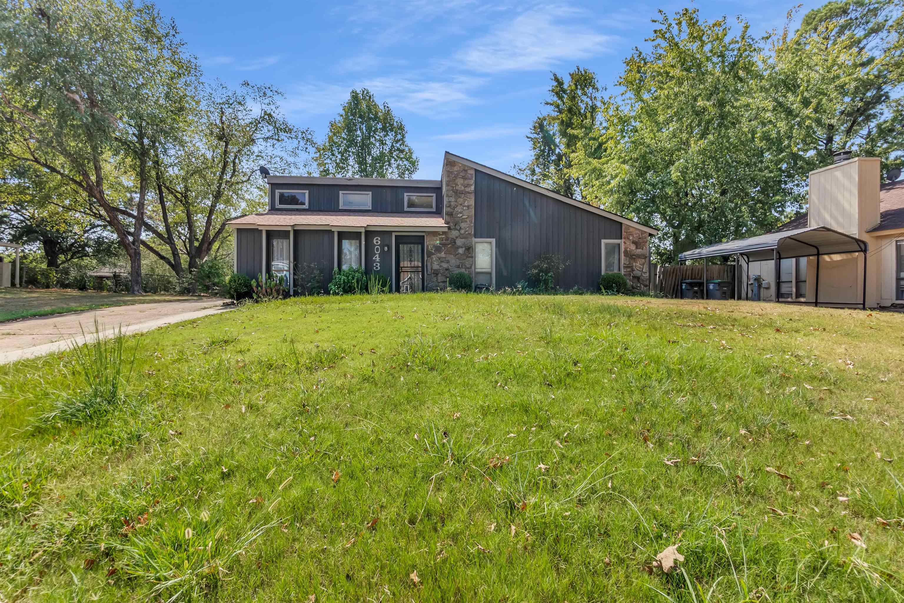 6043 HARVEST MOON CV Property Photo 1