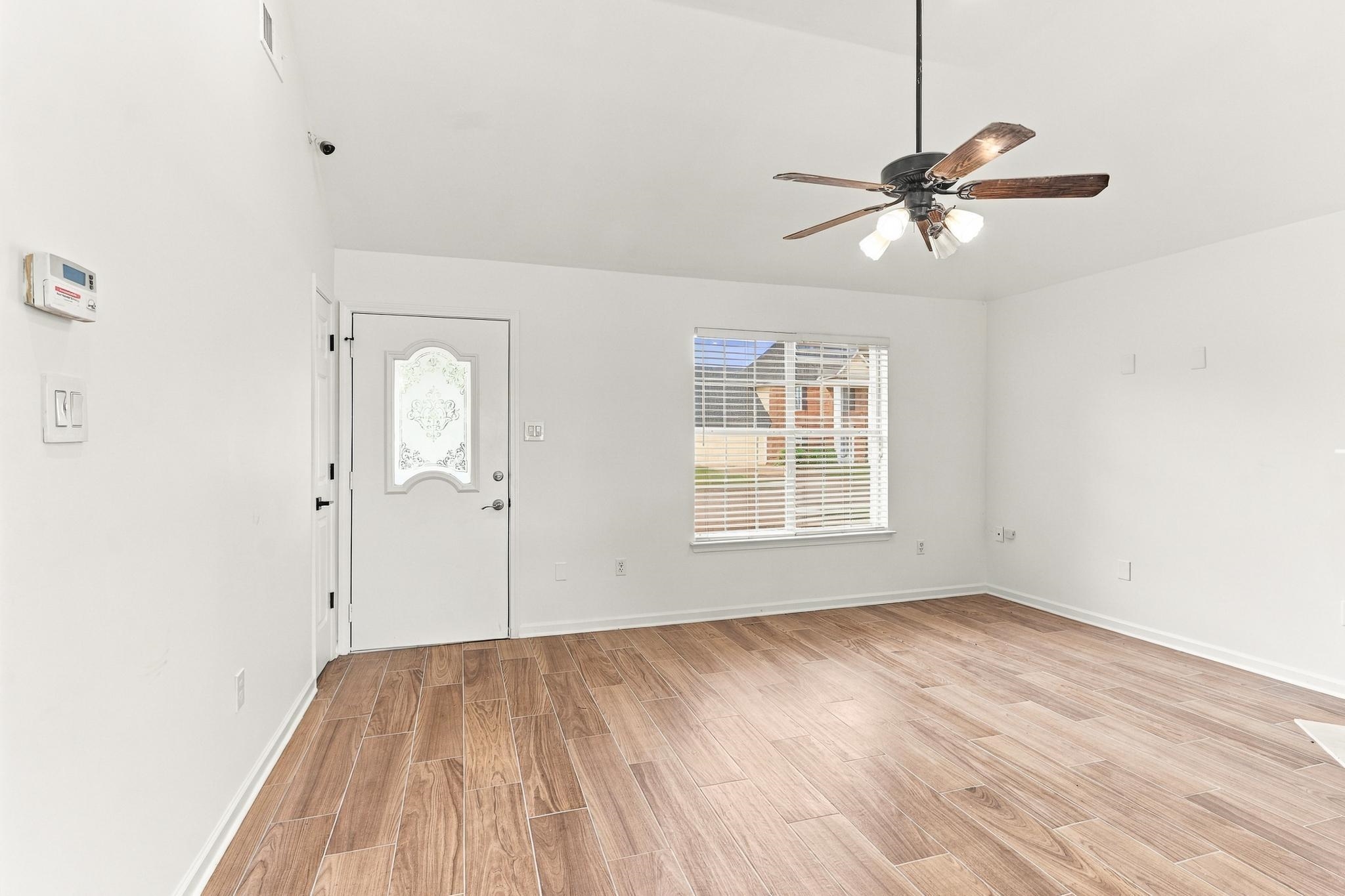 7893 Collins Wood Cv Property Photo 3