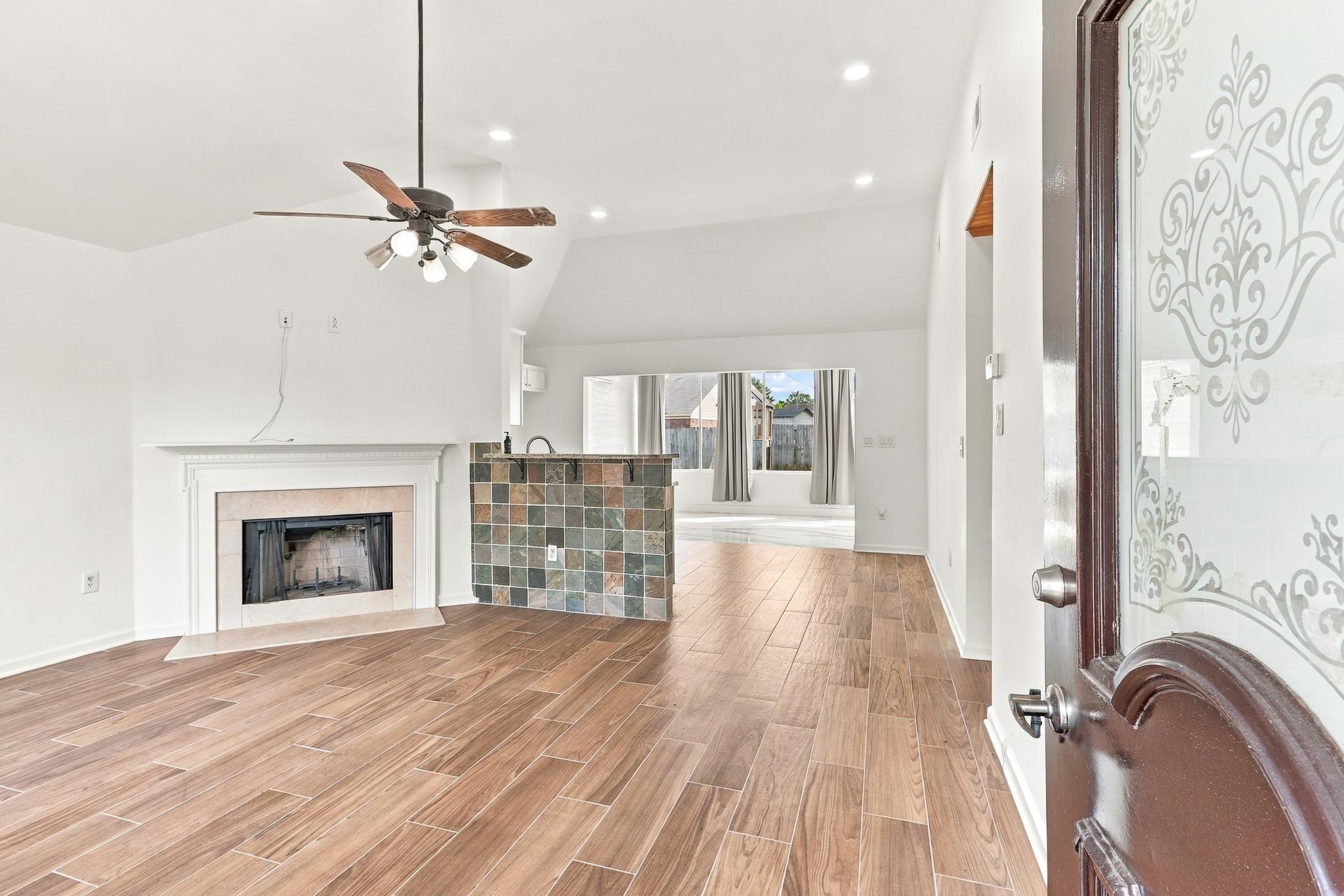 7893 Collins Wood Cv Property Photo 4