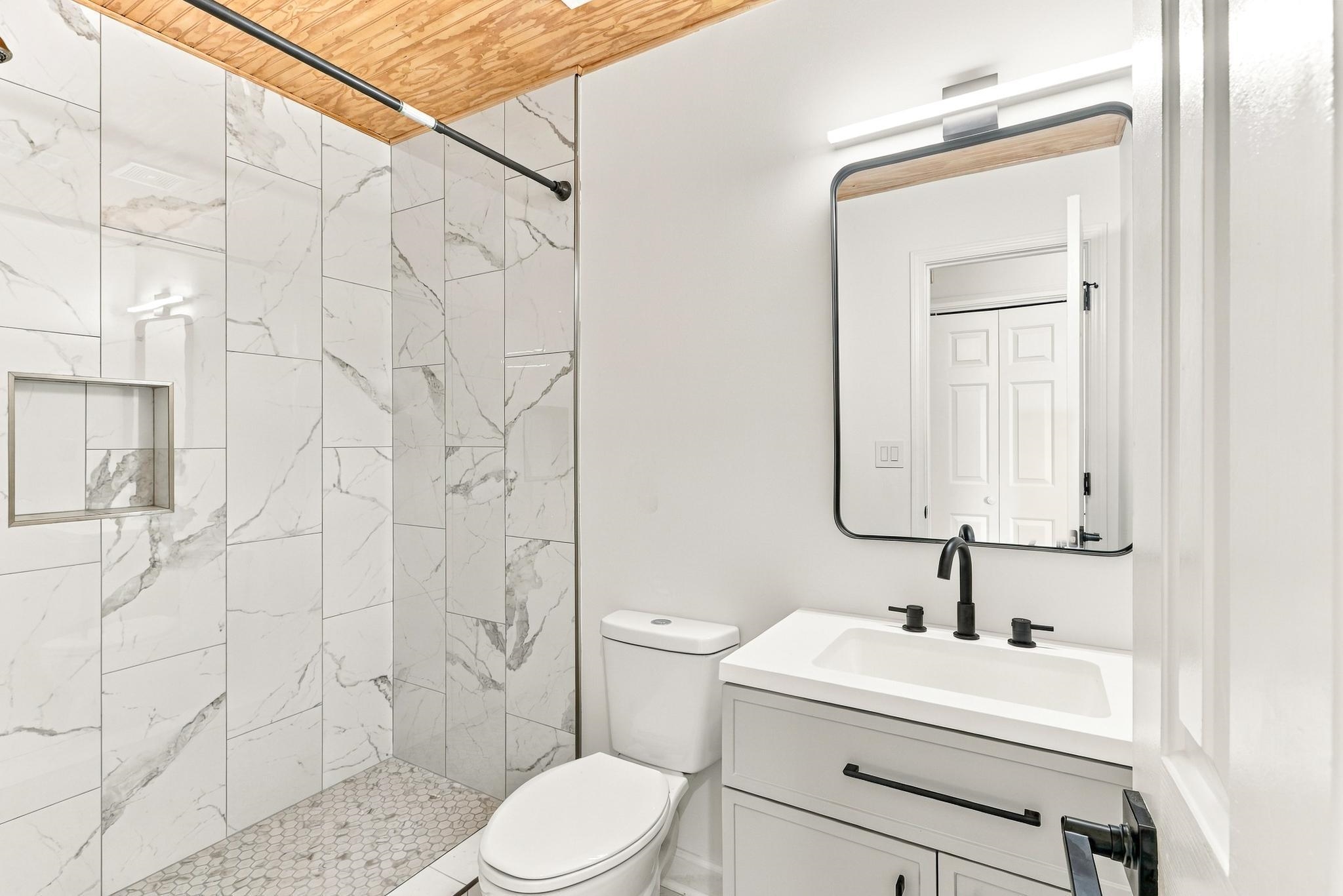 7893 Collins Wood Cv Property Photo 11