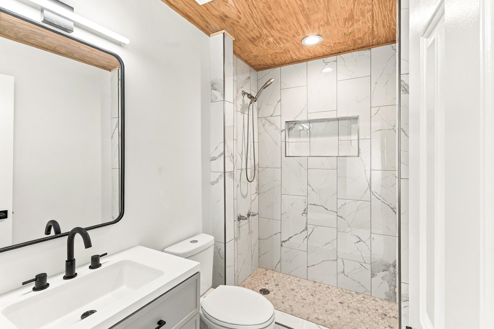 7893 Collins Wood Cv Property Photo 16
