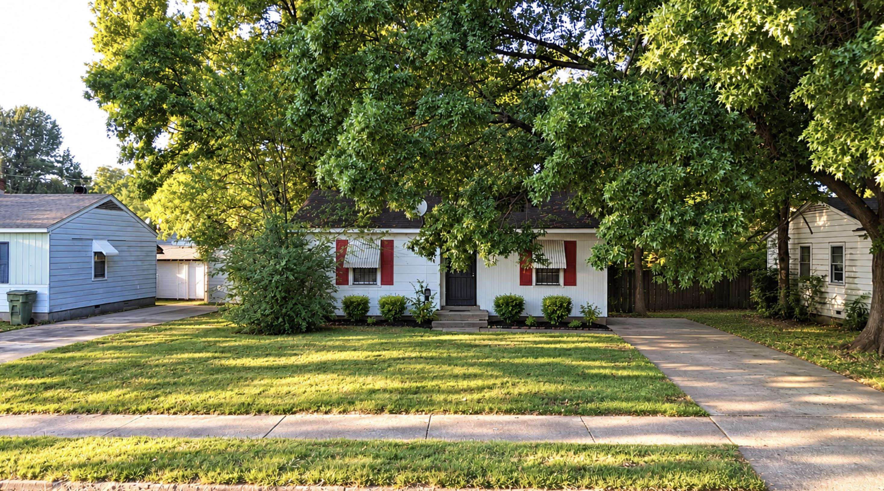 4078 GREY RD Property Photo 1