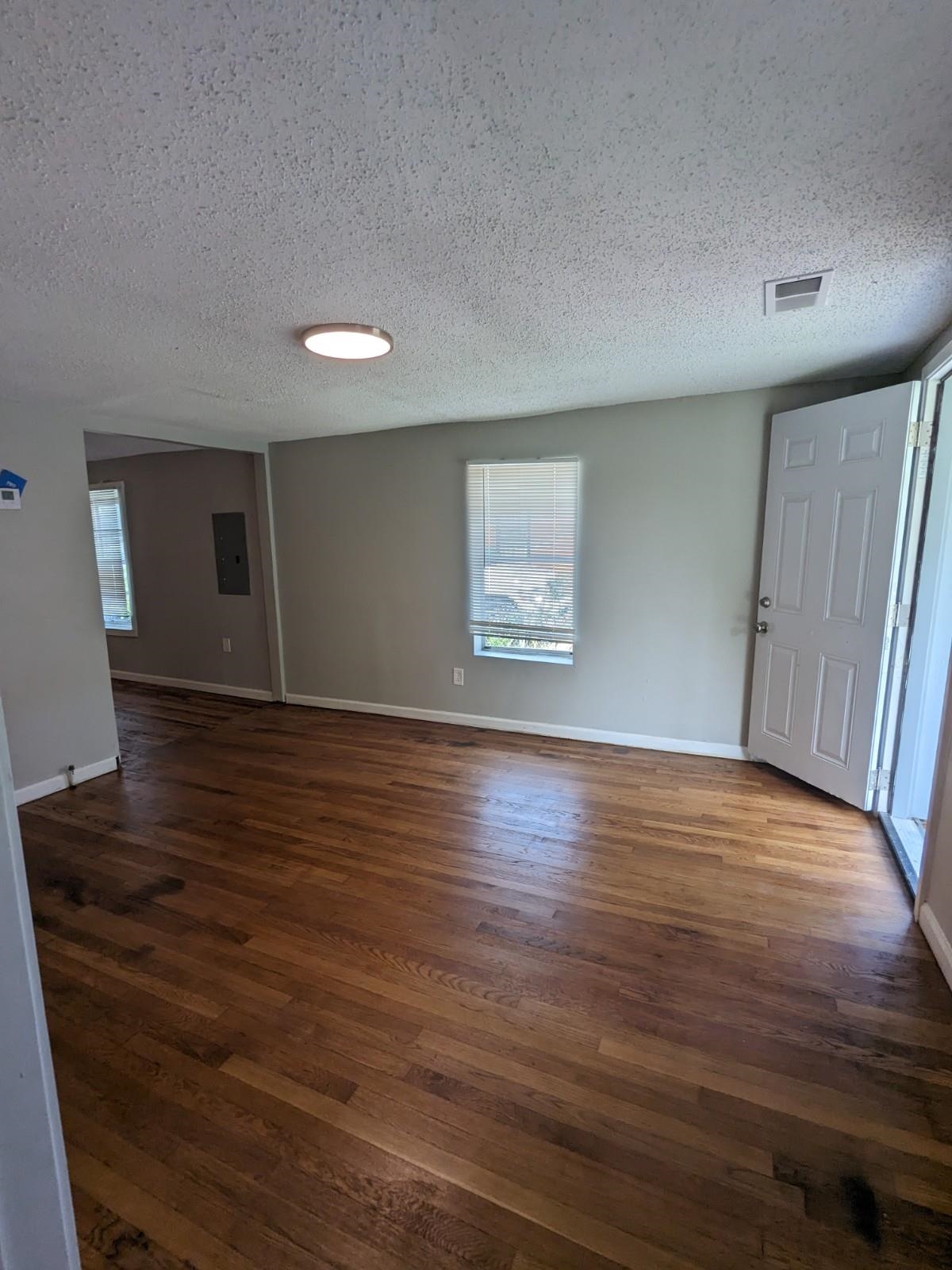 1556 Cane Ave Property Photo 6