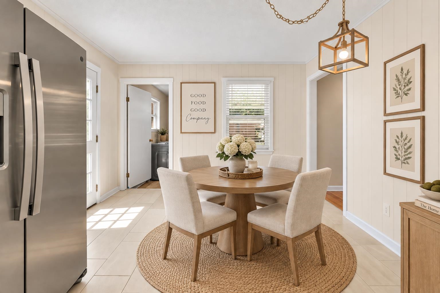 110 Old Main St Property Photo 4