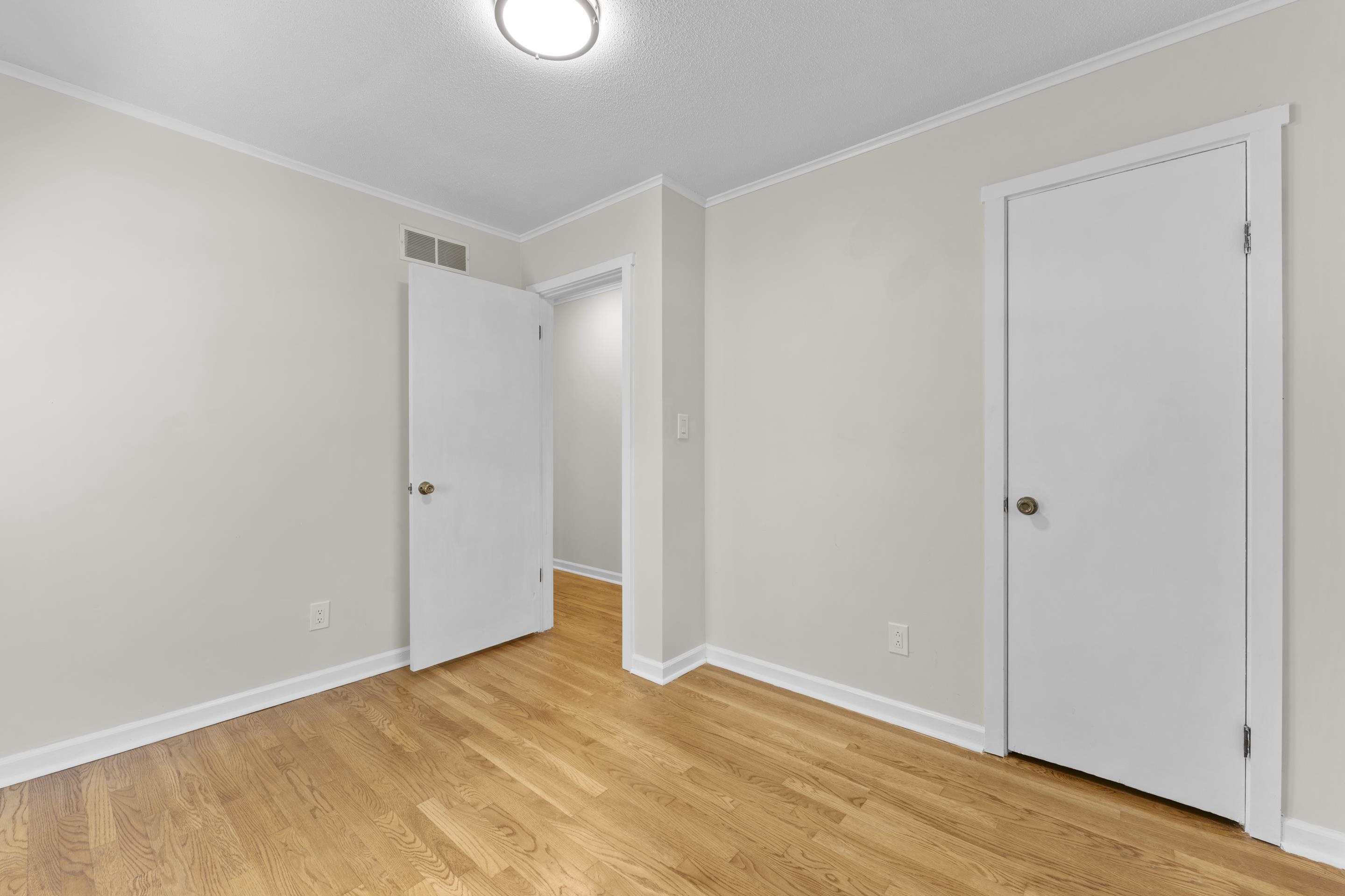 110 Old Main St Property Photo 20