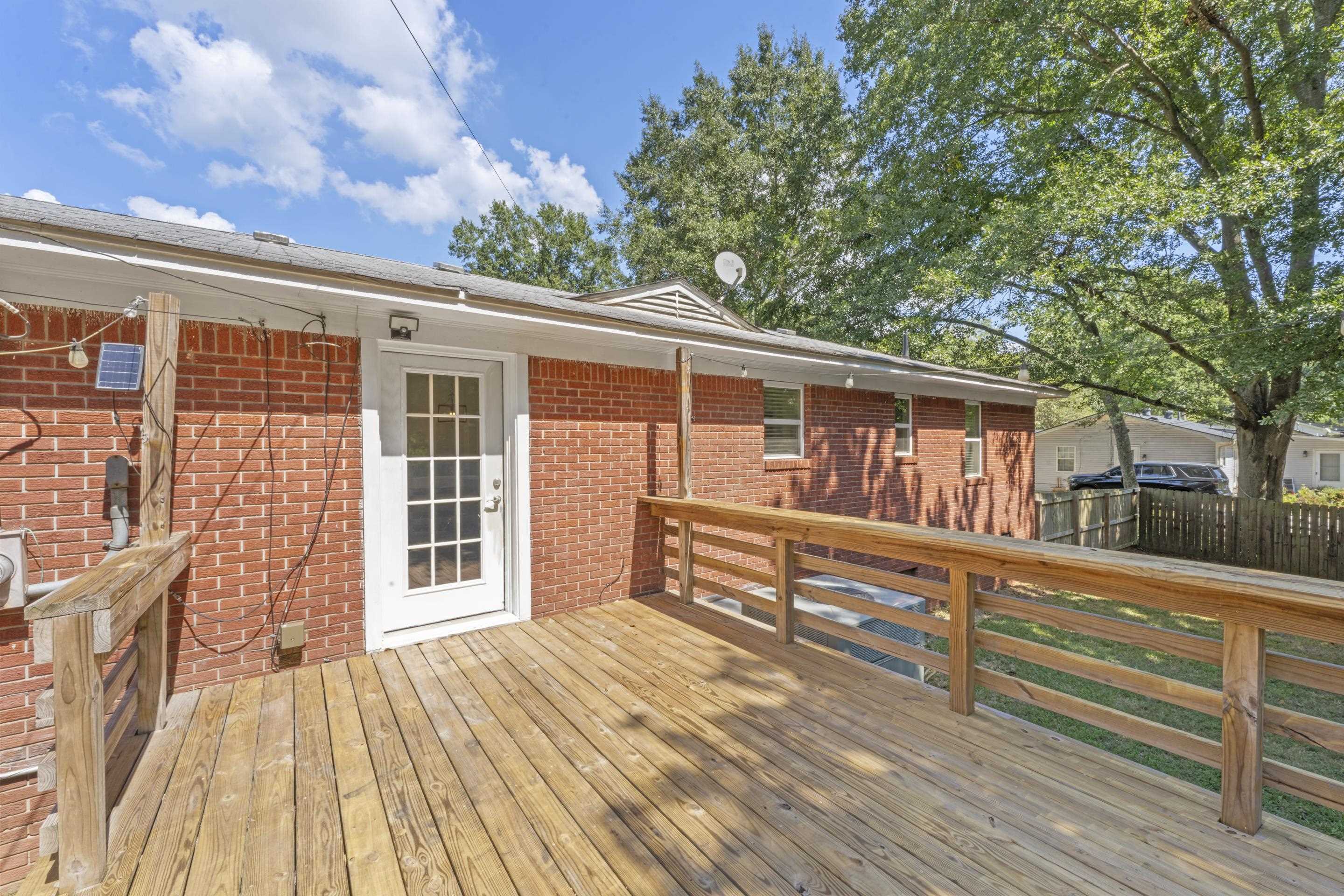 110 Old Main St Property Photo 22