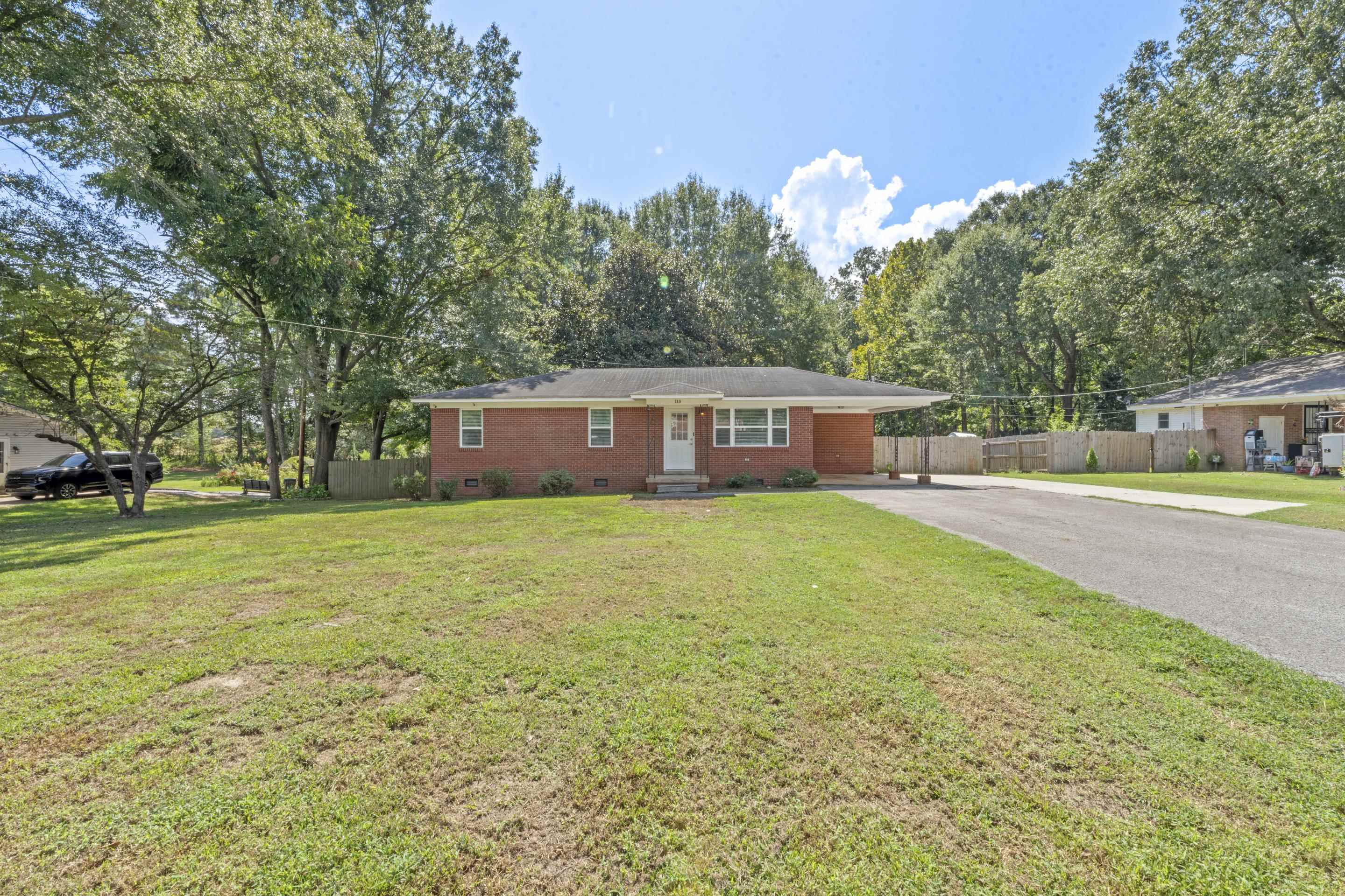 110 Old Main St Property Photo 28