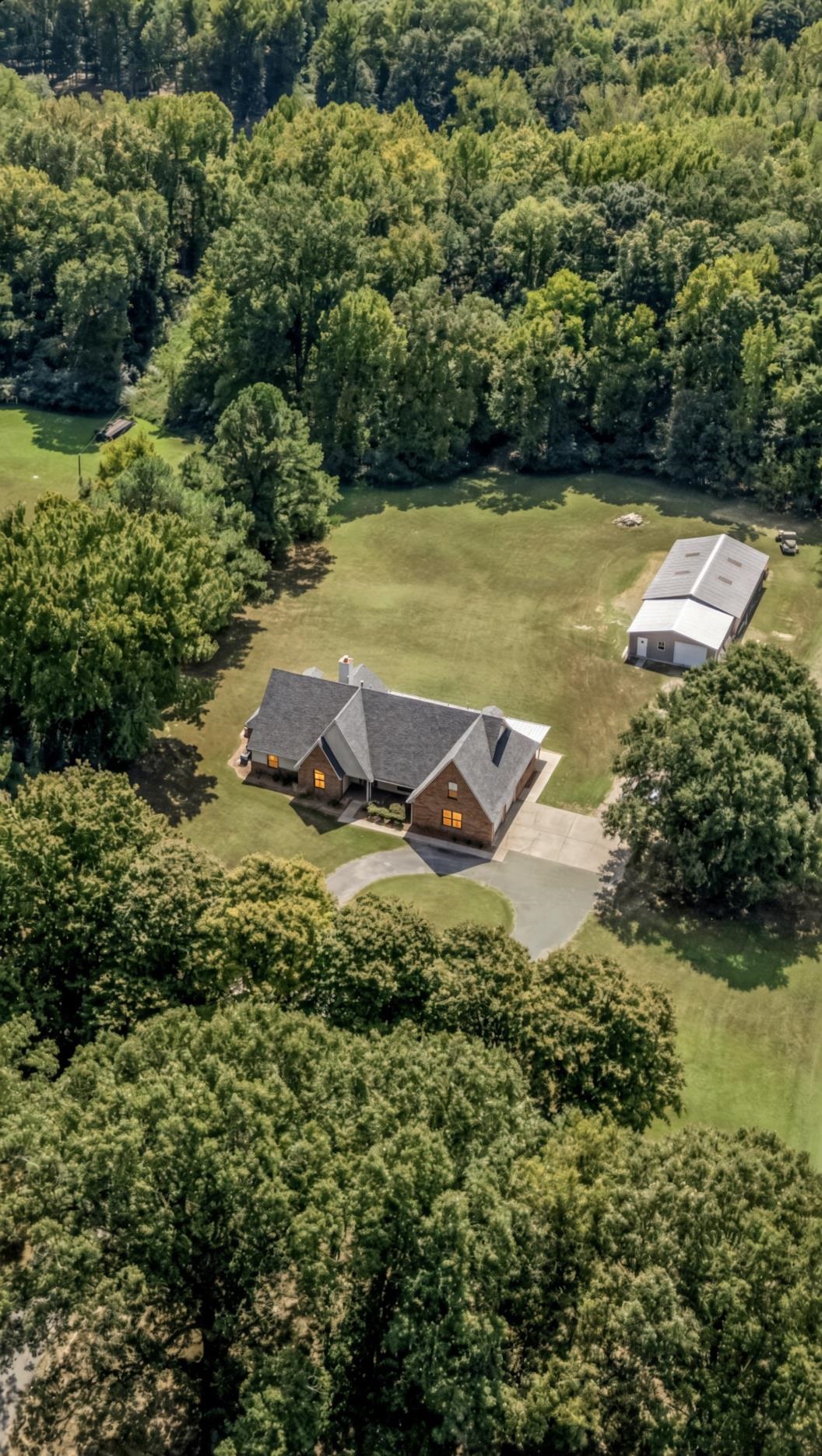 9485 Pleasant Ridge Rd Property Photo 1