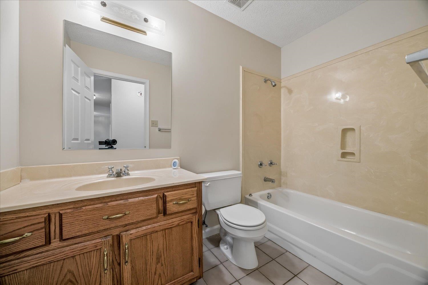 9485 Pleasant Ridge Rd Property Photo 25