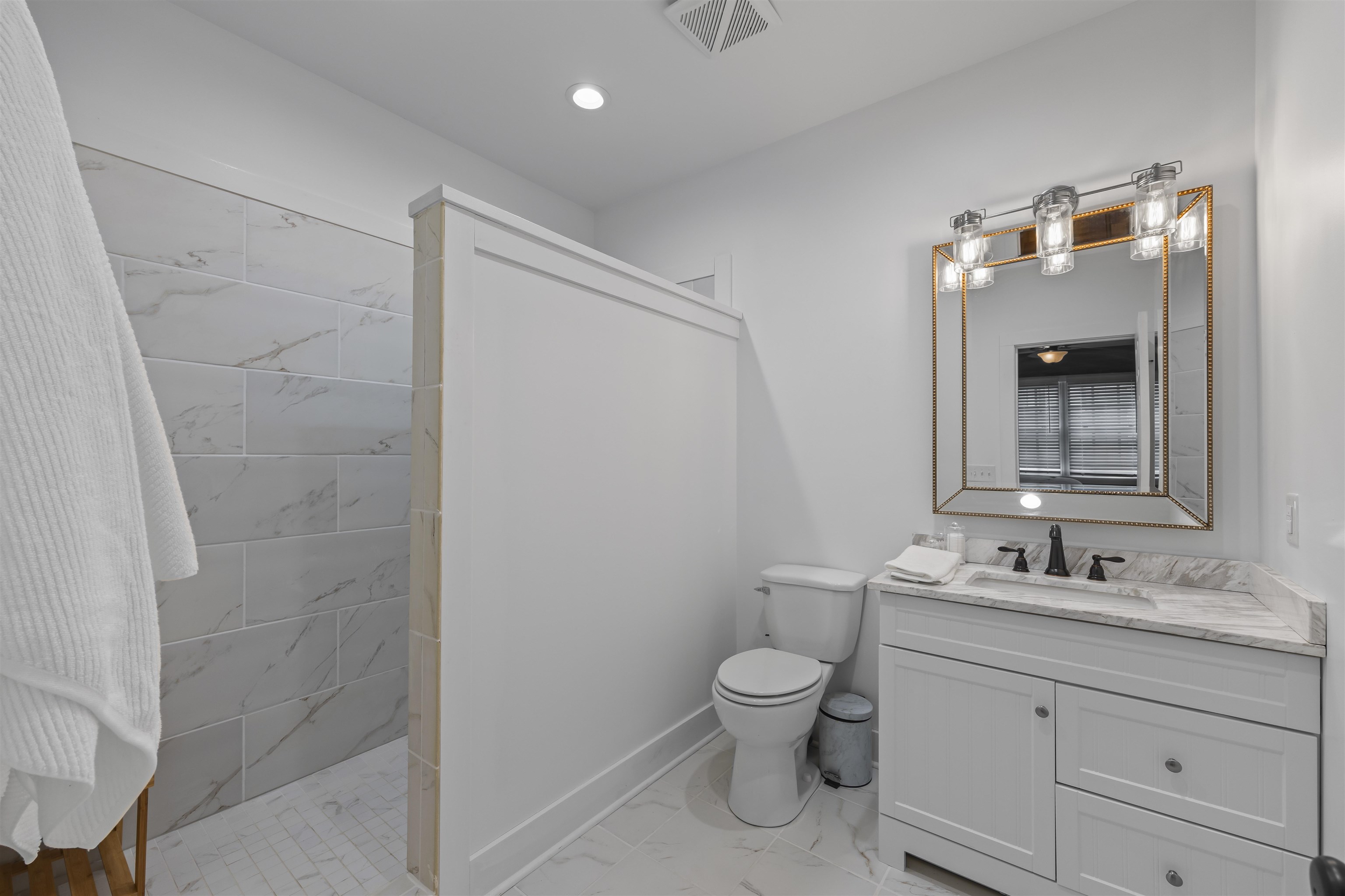 105 Gentle Ridge Way Property Photo 15