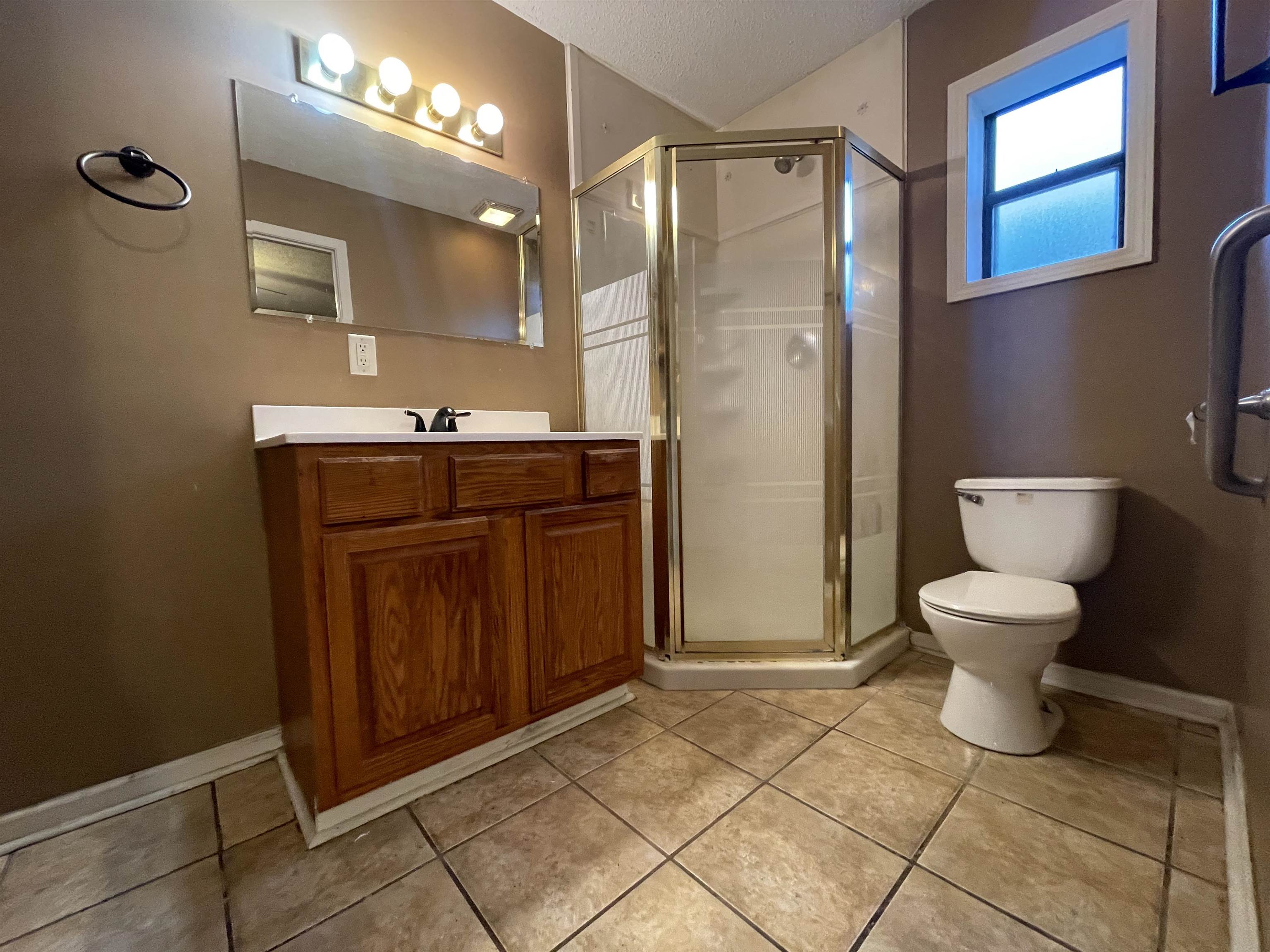 4663 S Doris Cir S Property Photo 5