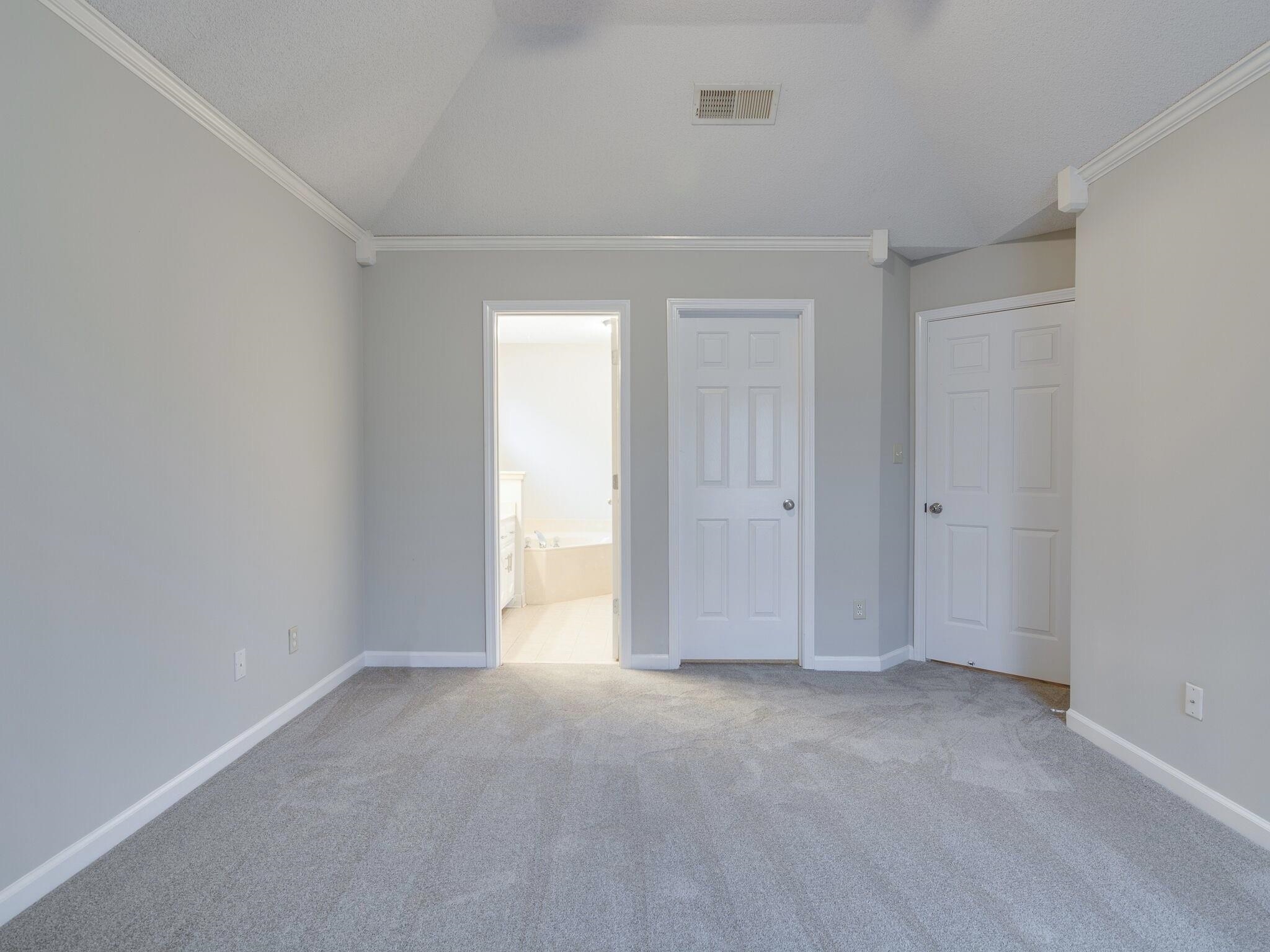 8955 Fulton Ln Property Photo 5