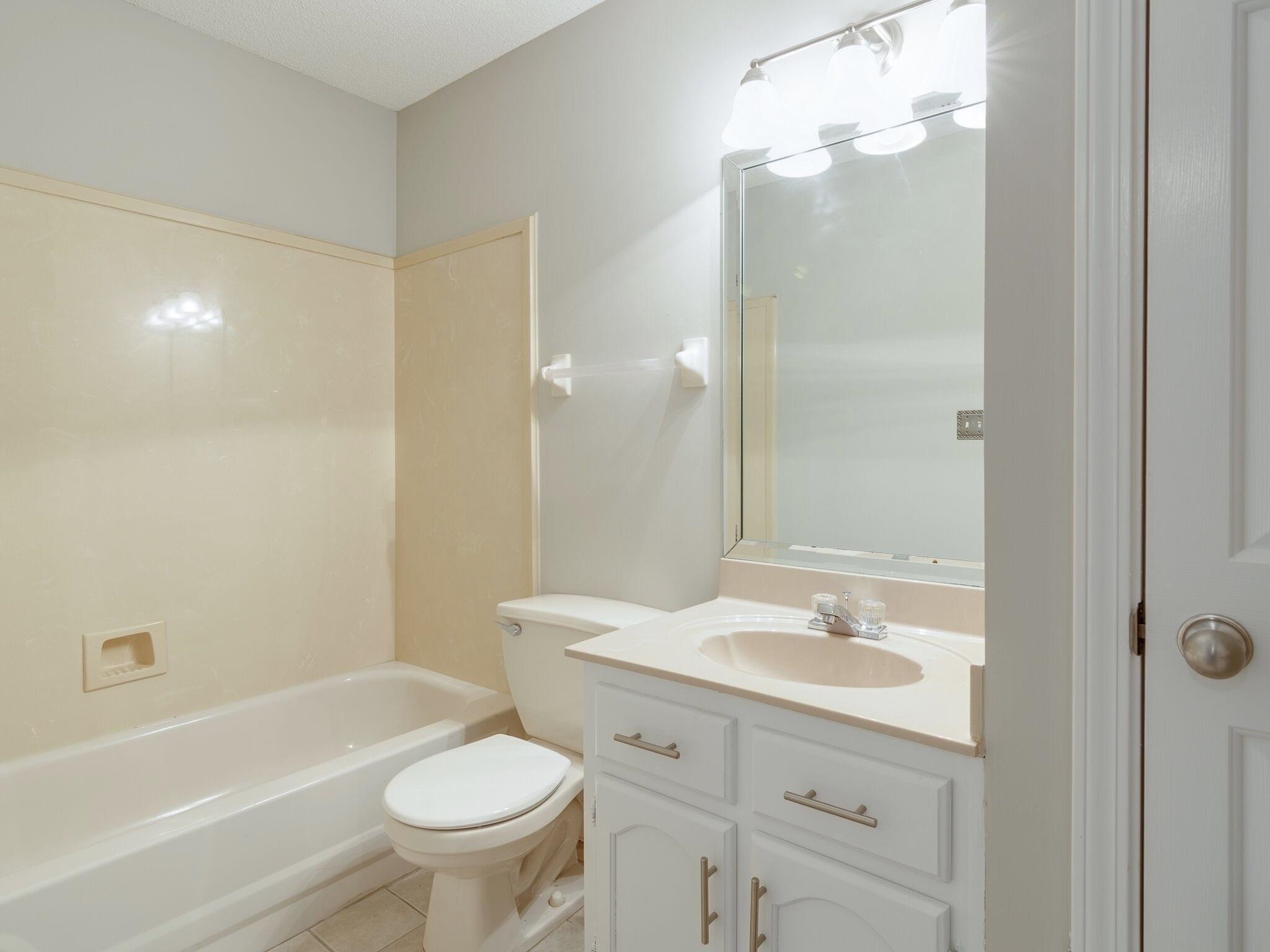 8955 Fulton Ln Property Photo 9