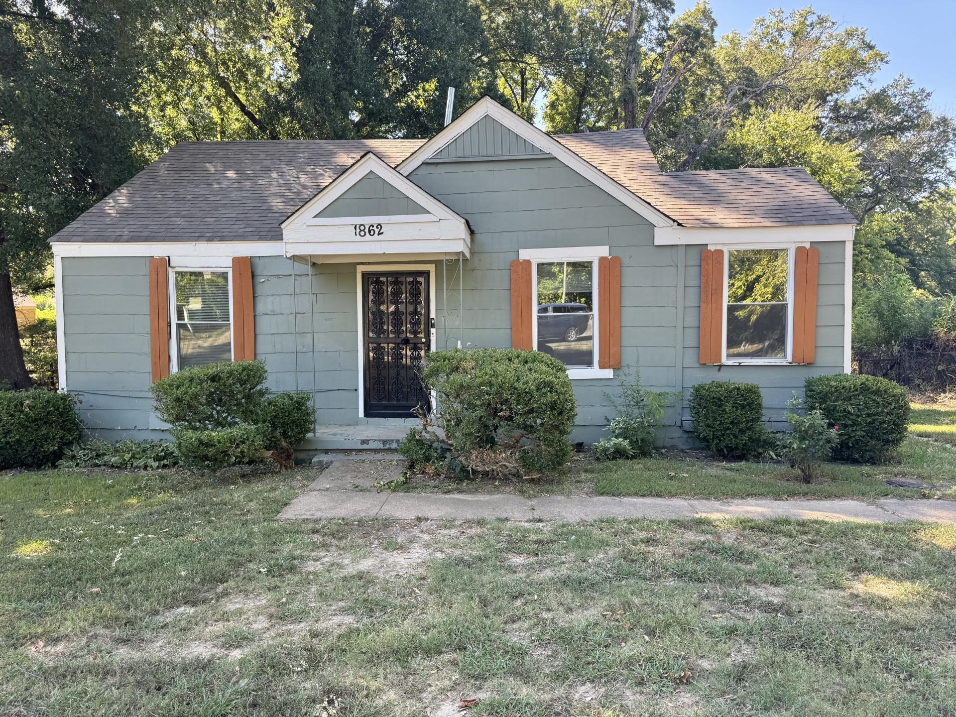 1862 Shadowlawn Blvd Property Photo 1