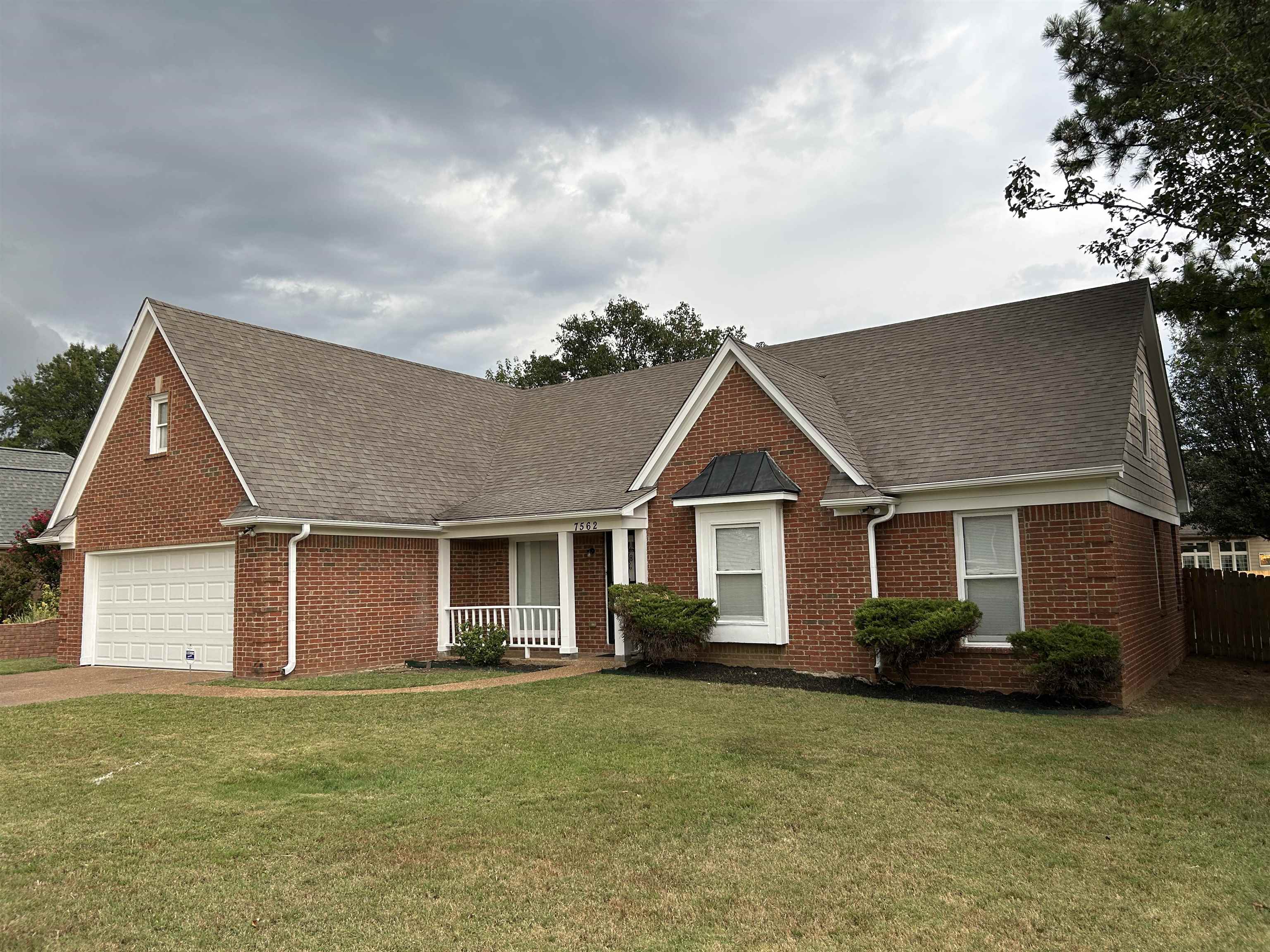 7562 Windsong Dr Property Photo 2