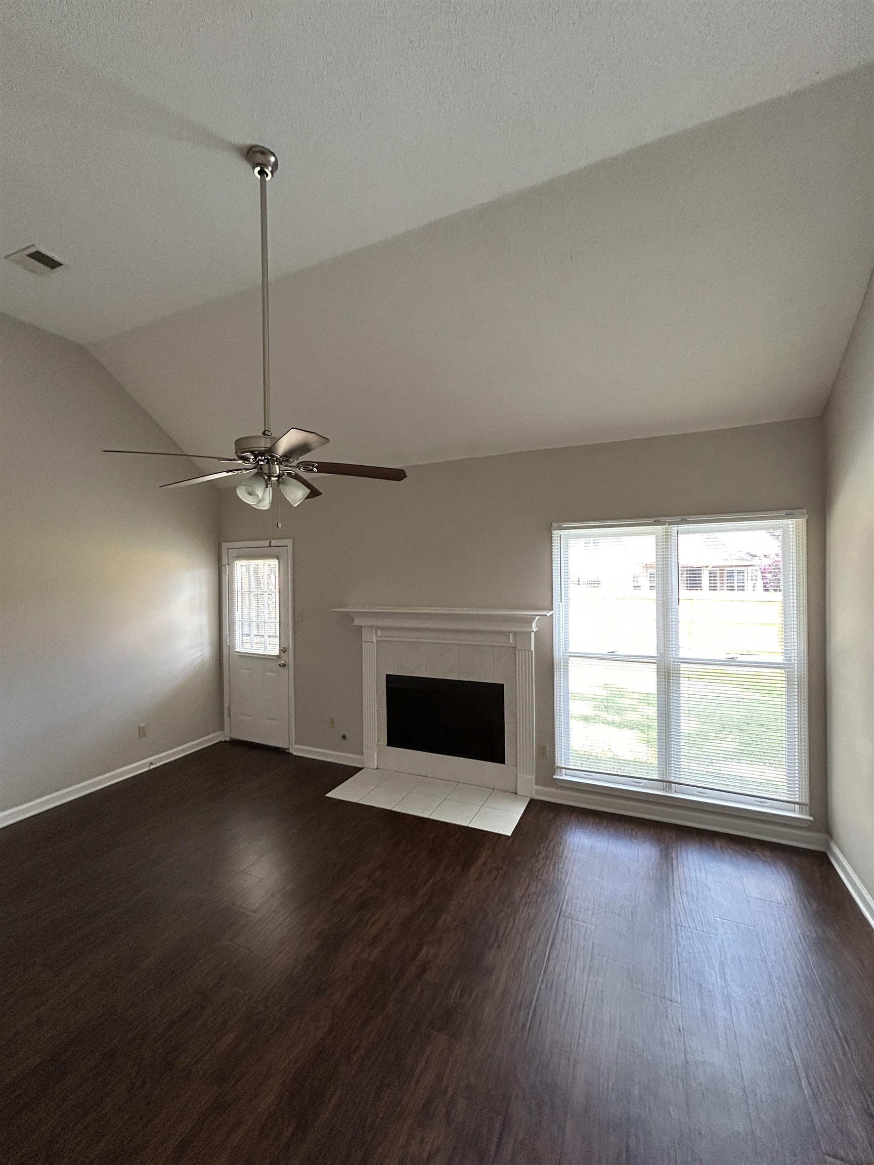 7562 Windsong Dr Property Photo 12