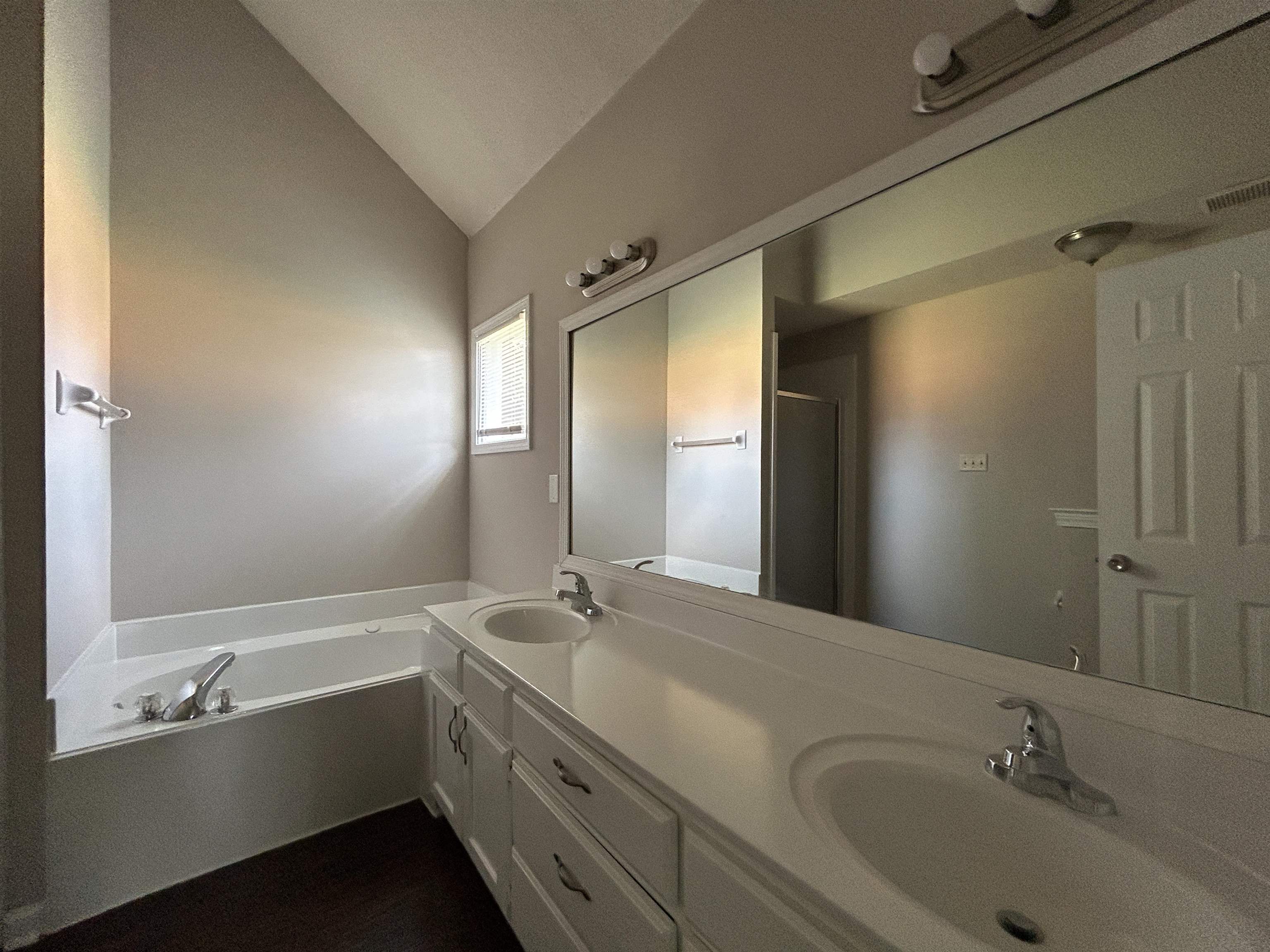 7562 Windsong Dr Property Photo 20