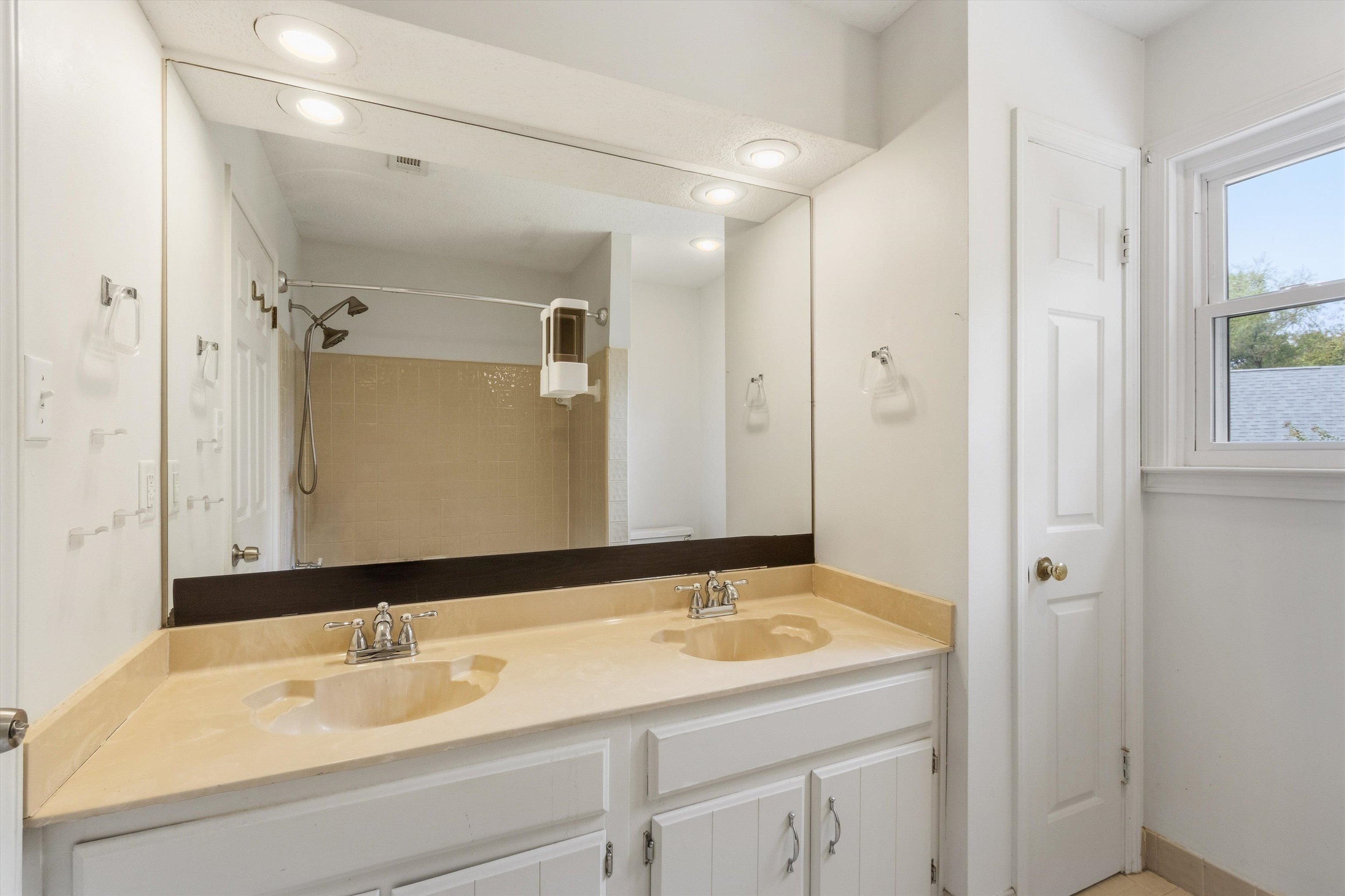 3032 Delvan Cv Property Photo 20