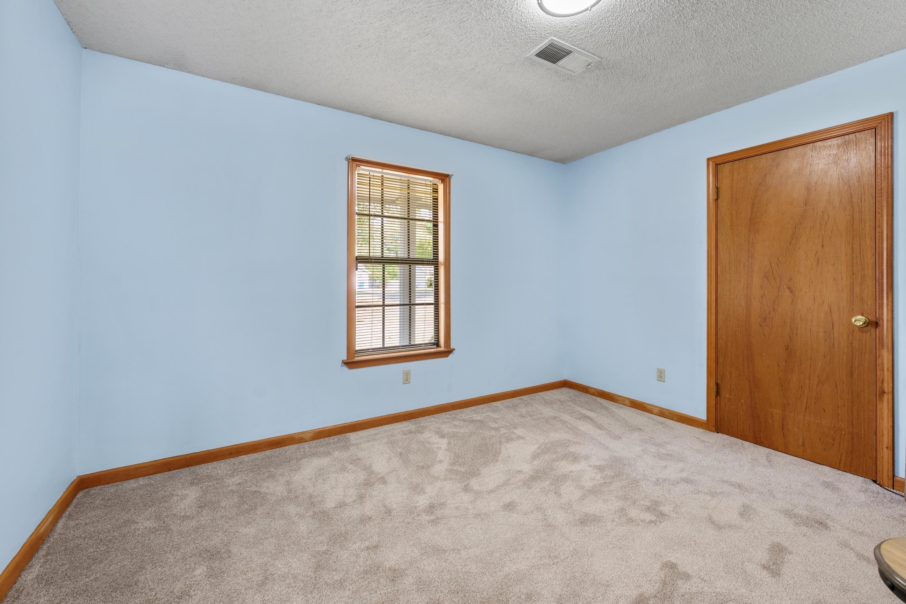 256 Shannon Ln Property Photo 17